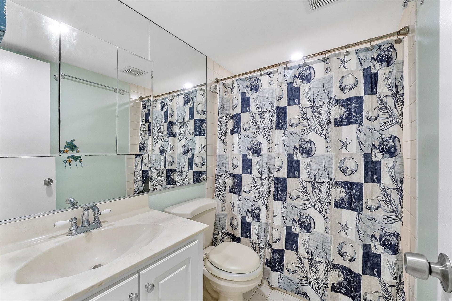 4261 W Palm Aire Drive, Pompano Beach, FL 33069 Photo 26