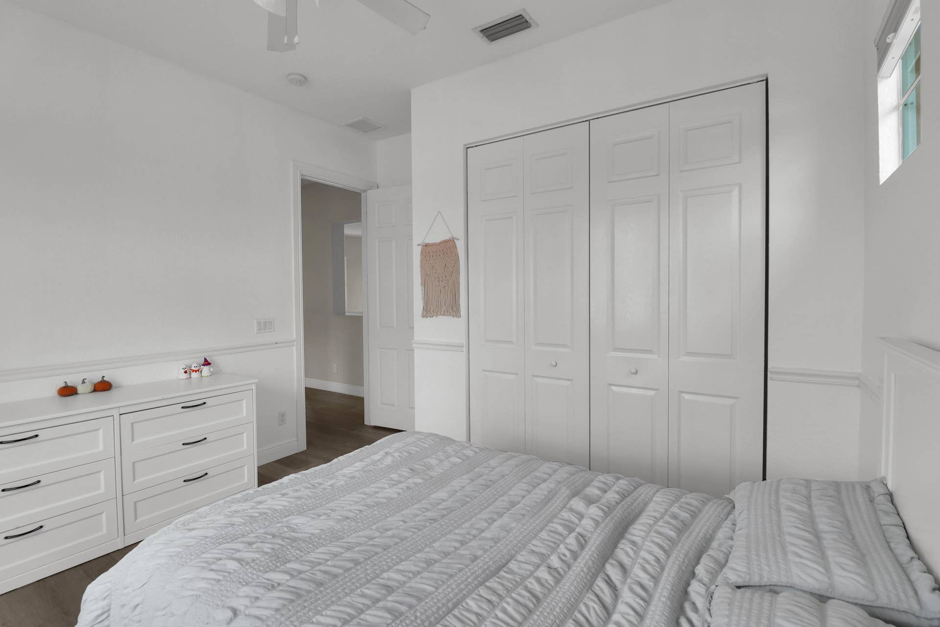 8217 NW 107th Terrace, Parkland, FL 33076 Bedroom 3 upstairs