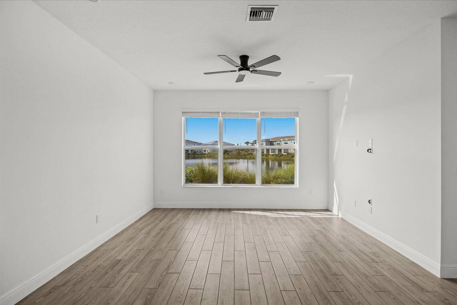 3566 NW SOLANGE Court, Jensen Beach, FL 34957 Living Area / Great room