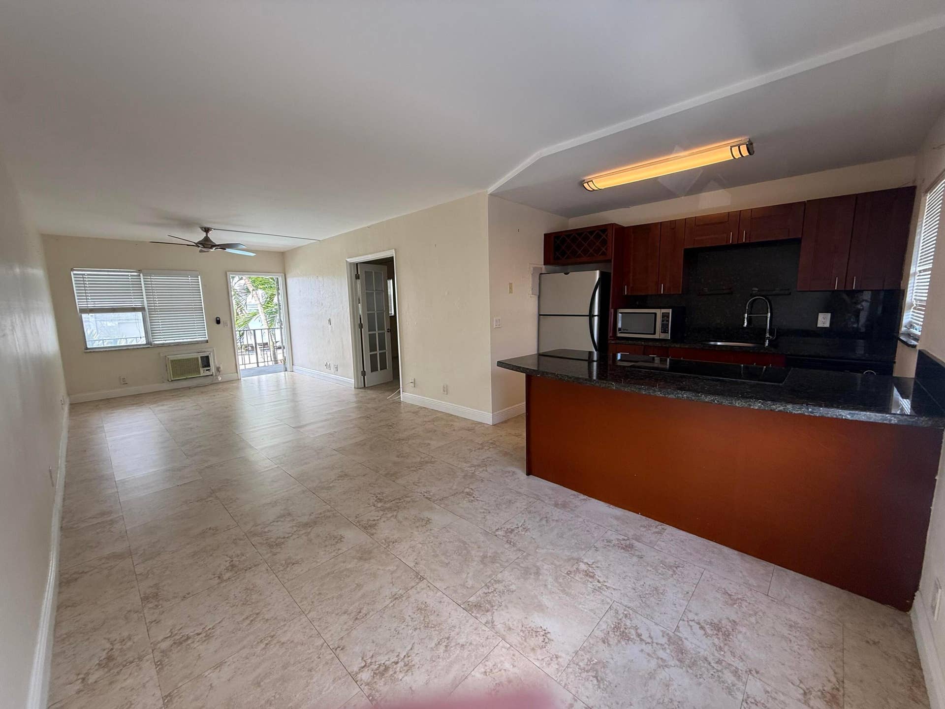 1100 NE 9TH Avenue, #202, Fort Lauderdale, FL 33304 condo3