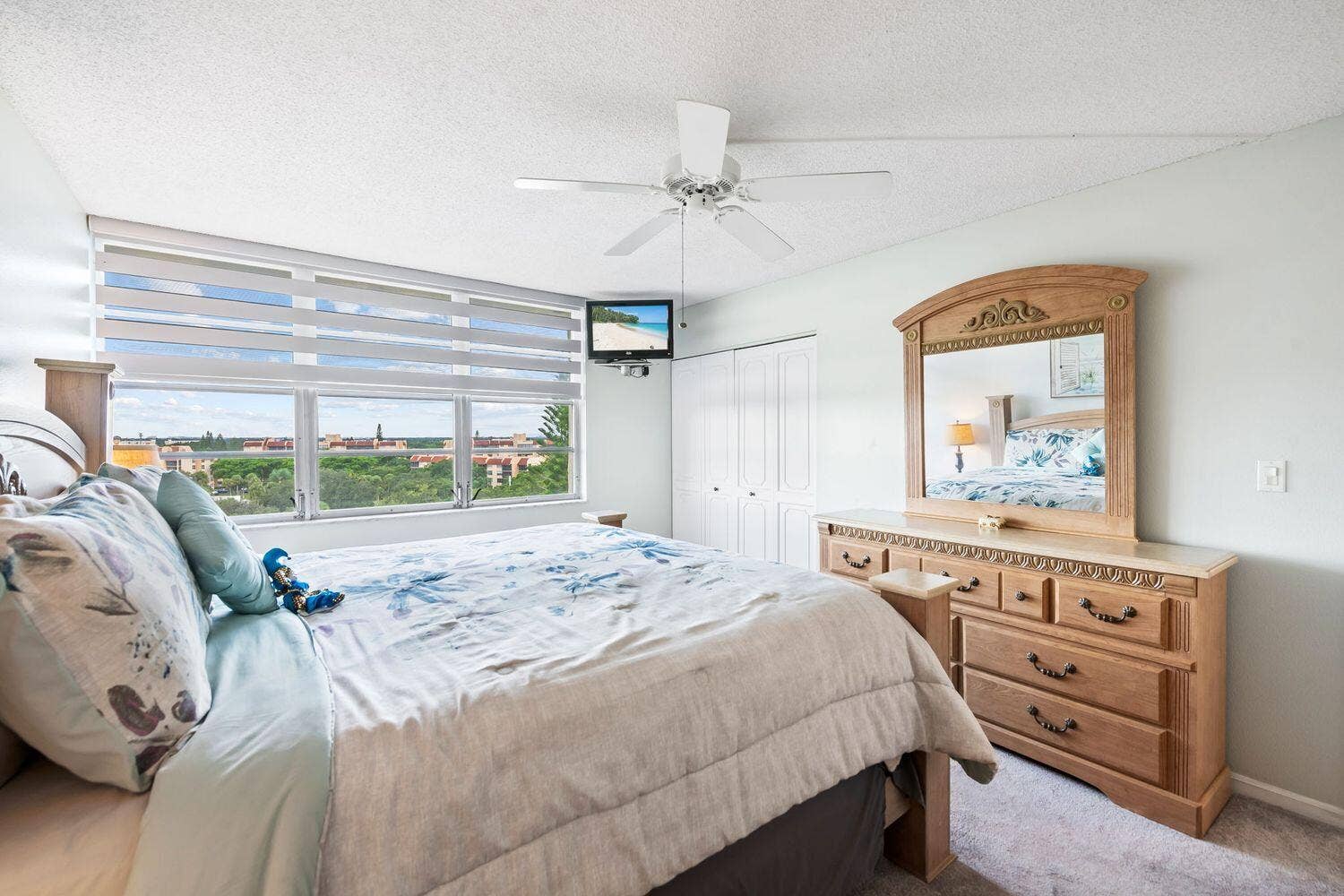 6911 Environ Boulevard, #8K, Lauderhill, FL 33319 Primary Bedroom