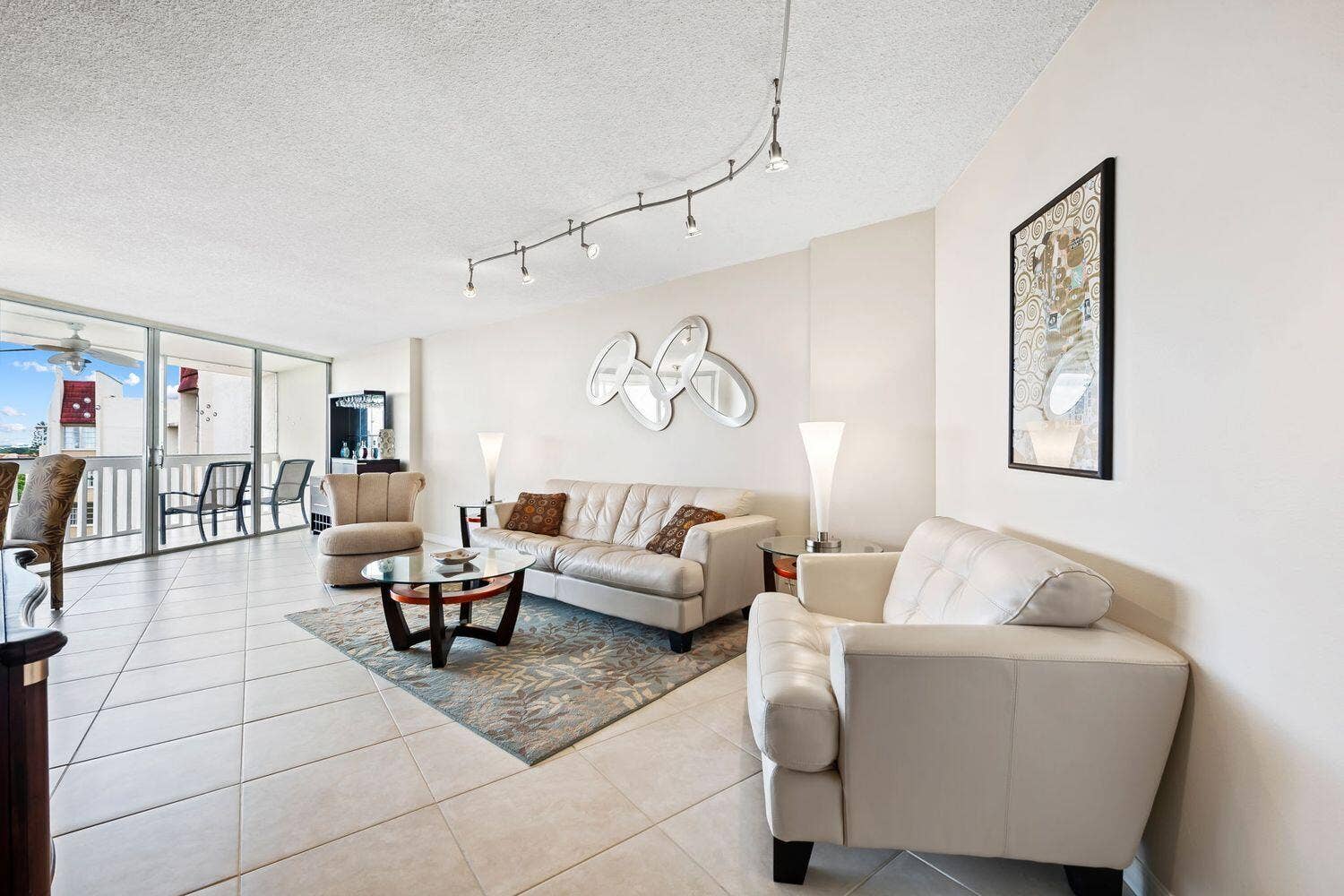 6911 Environ Boulevard, #8K, Lauderhill, FL 33319 Family Room