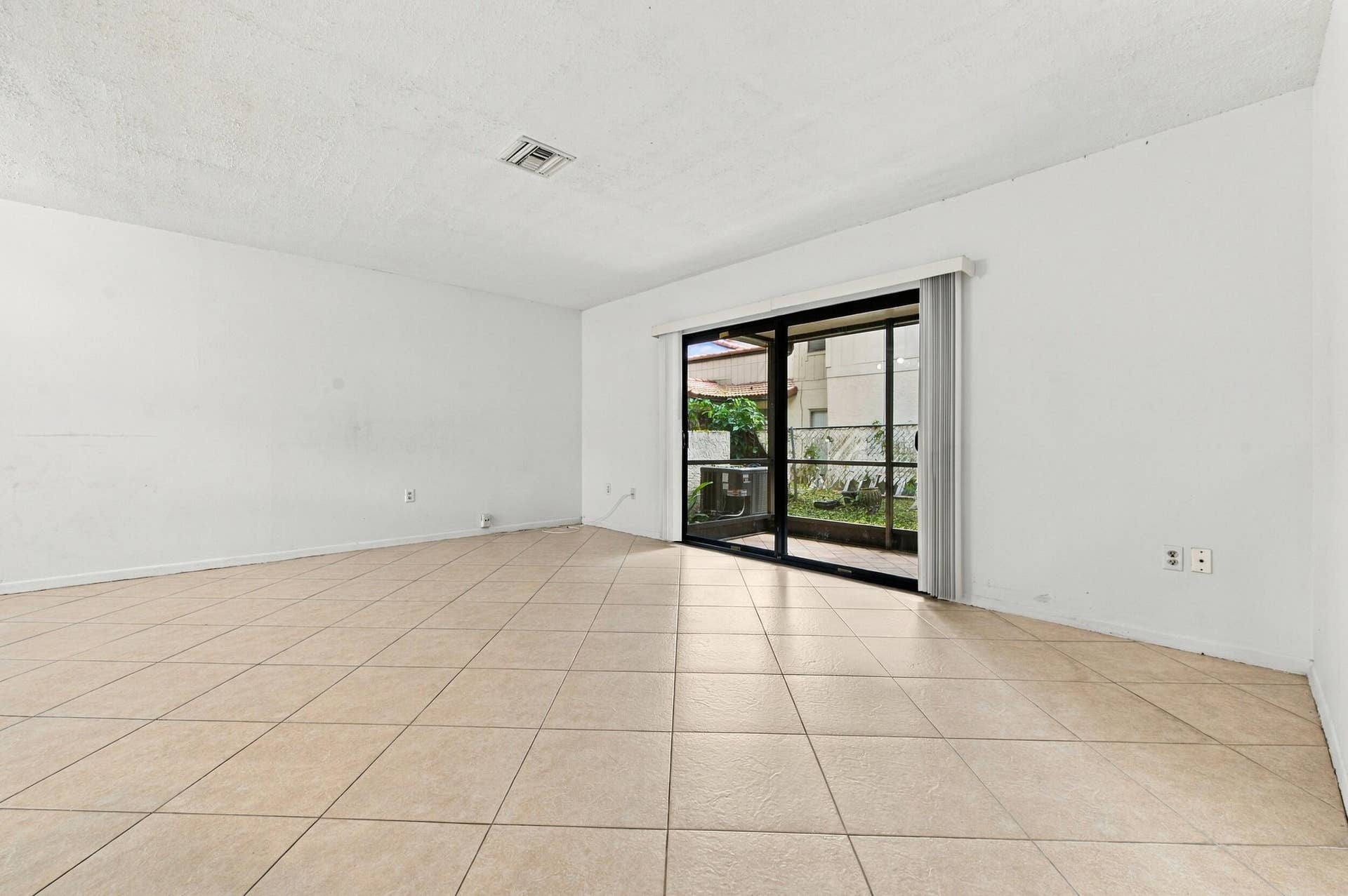 4153 Coral Springs Drive, Coral Springs, Coral Springs, FL 33065 12__dsc5500