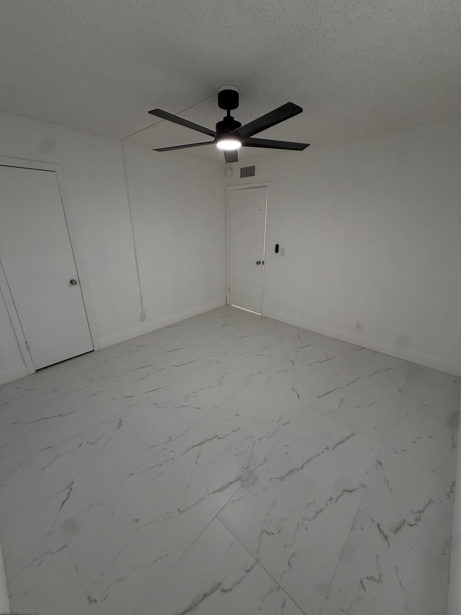 2161 NE 1ST Court, #105, Boynton Beach, FL 33435 IMG_4482