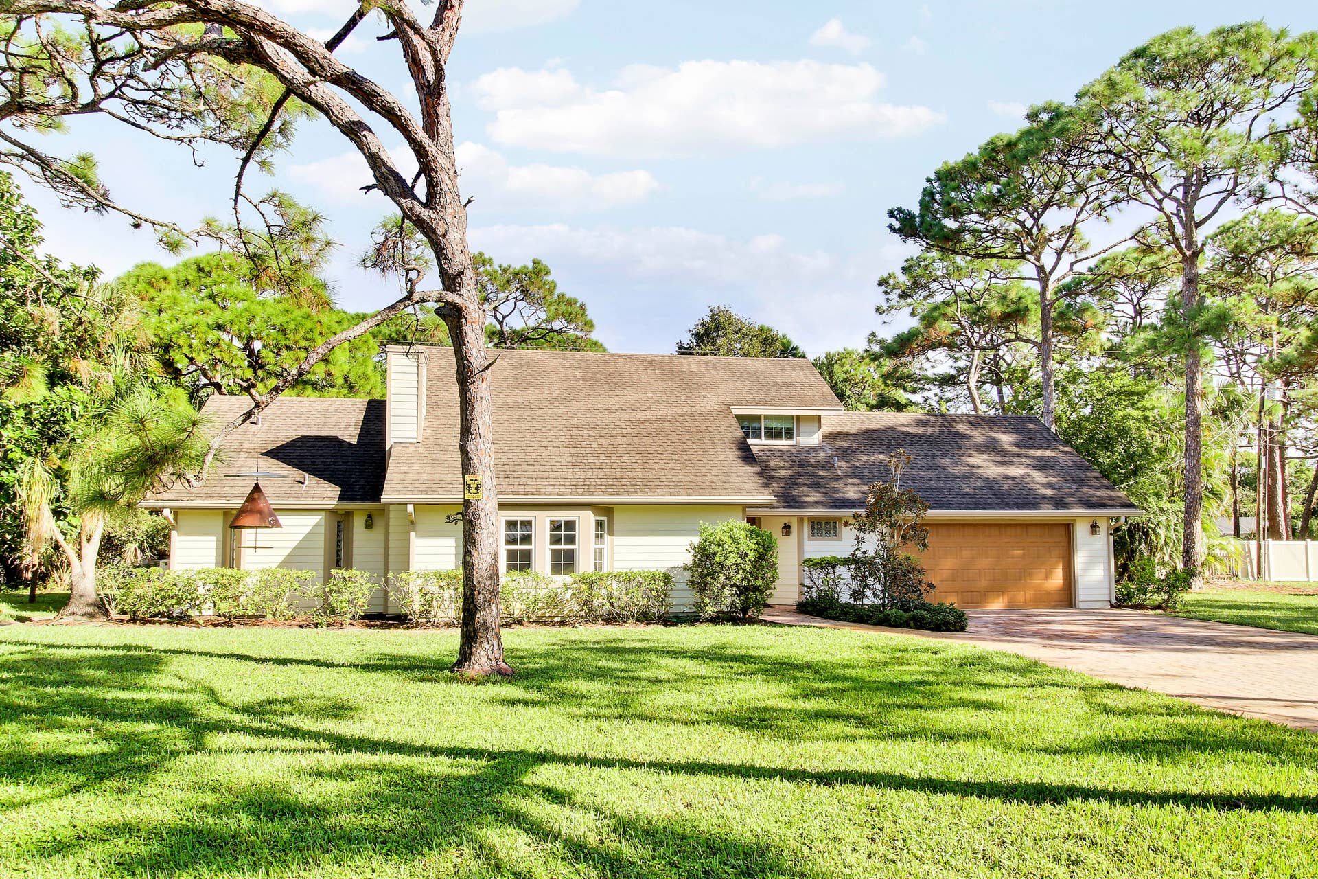5673 OLD ORANGE Road, Jupiter, FL 33458 On 1/3 of an acre