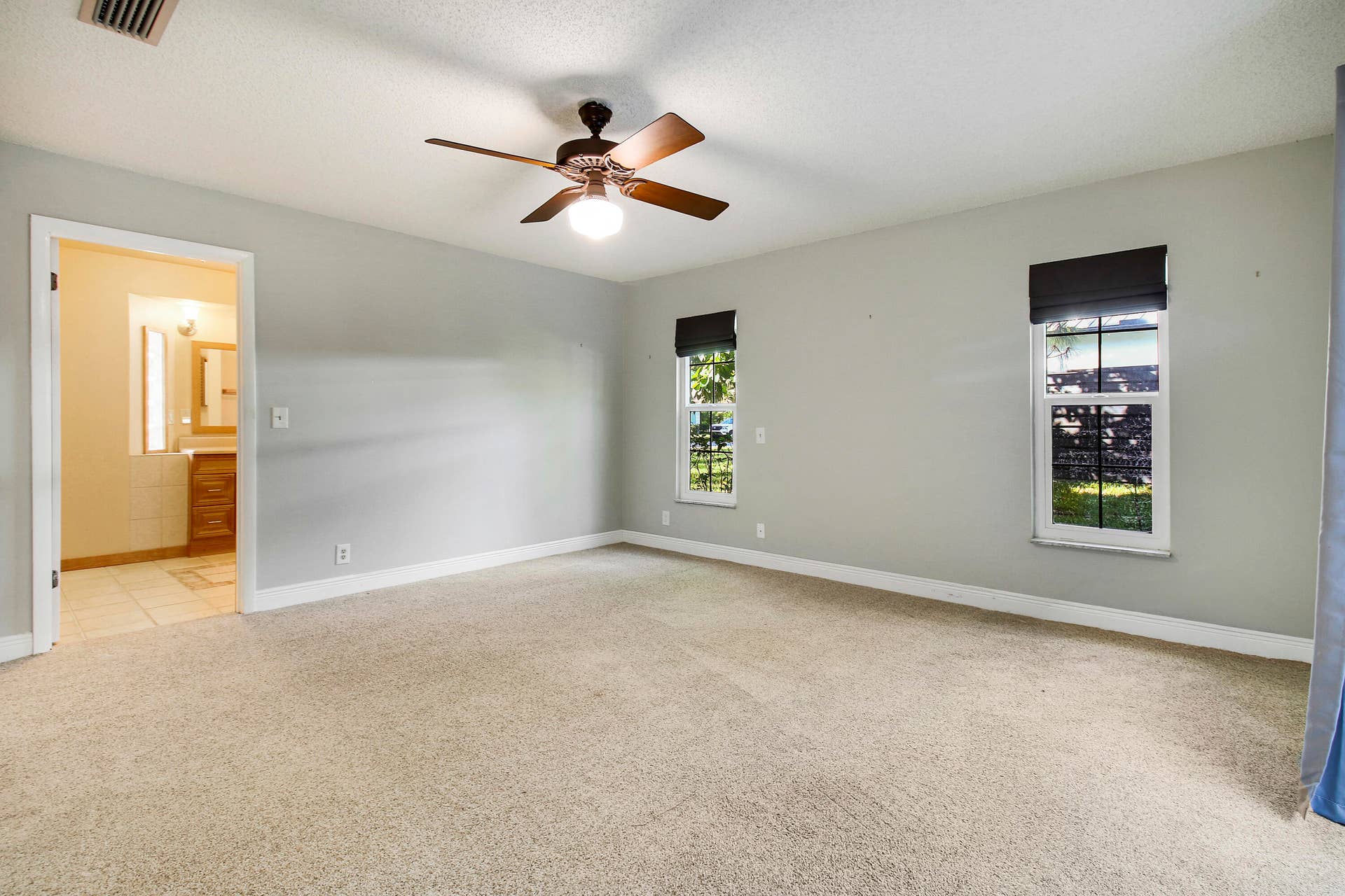 5673 OLD ORANGE Road, Jupiter, FL 33458 Master Bedroom