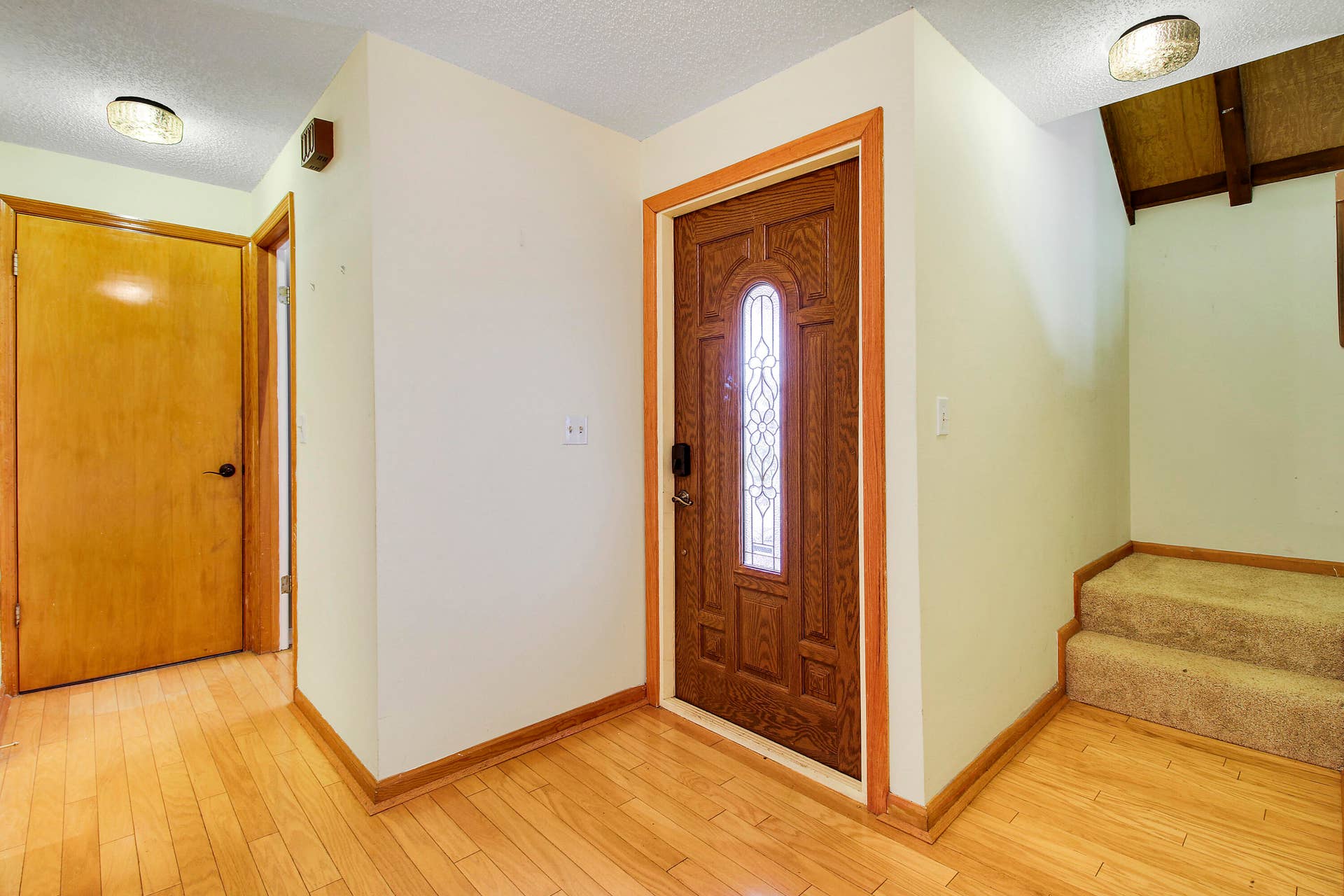 5673 OLD ORANGE Road, Jupiter, FL 33458 Hard wood floors