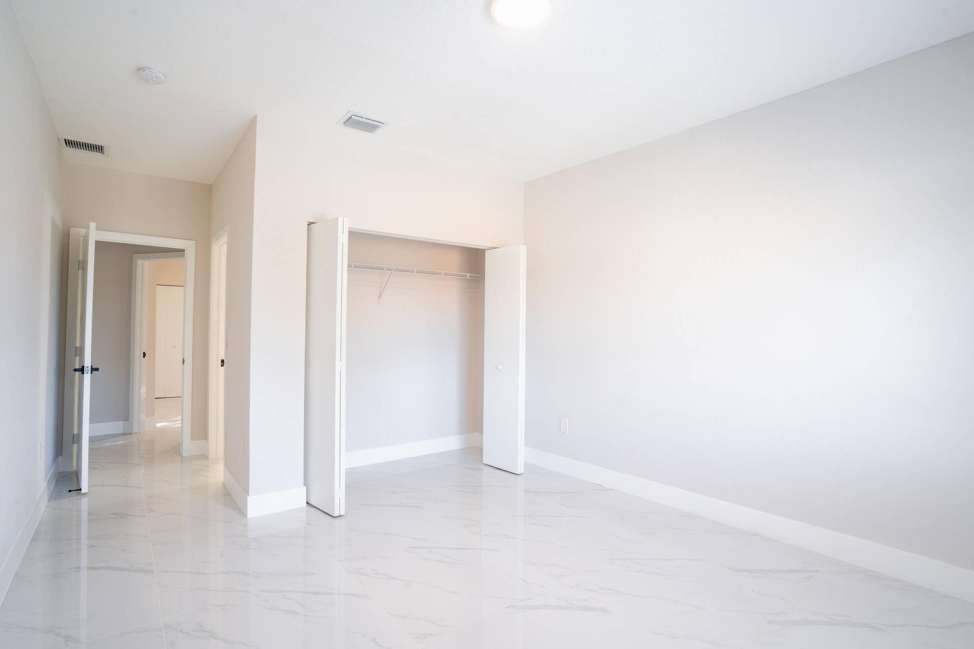 2284 NW 82nd Street, #1, Miami, FL 33147 DDB08946
