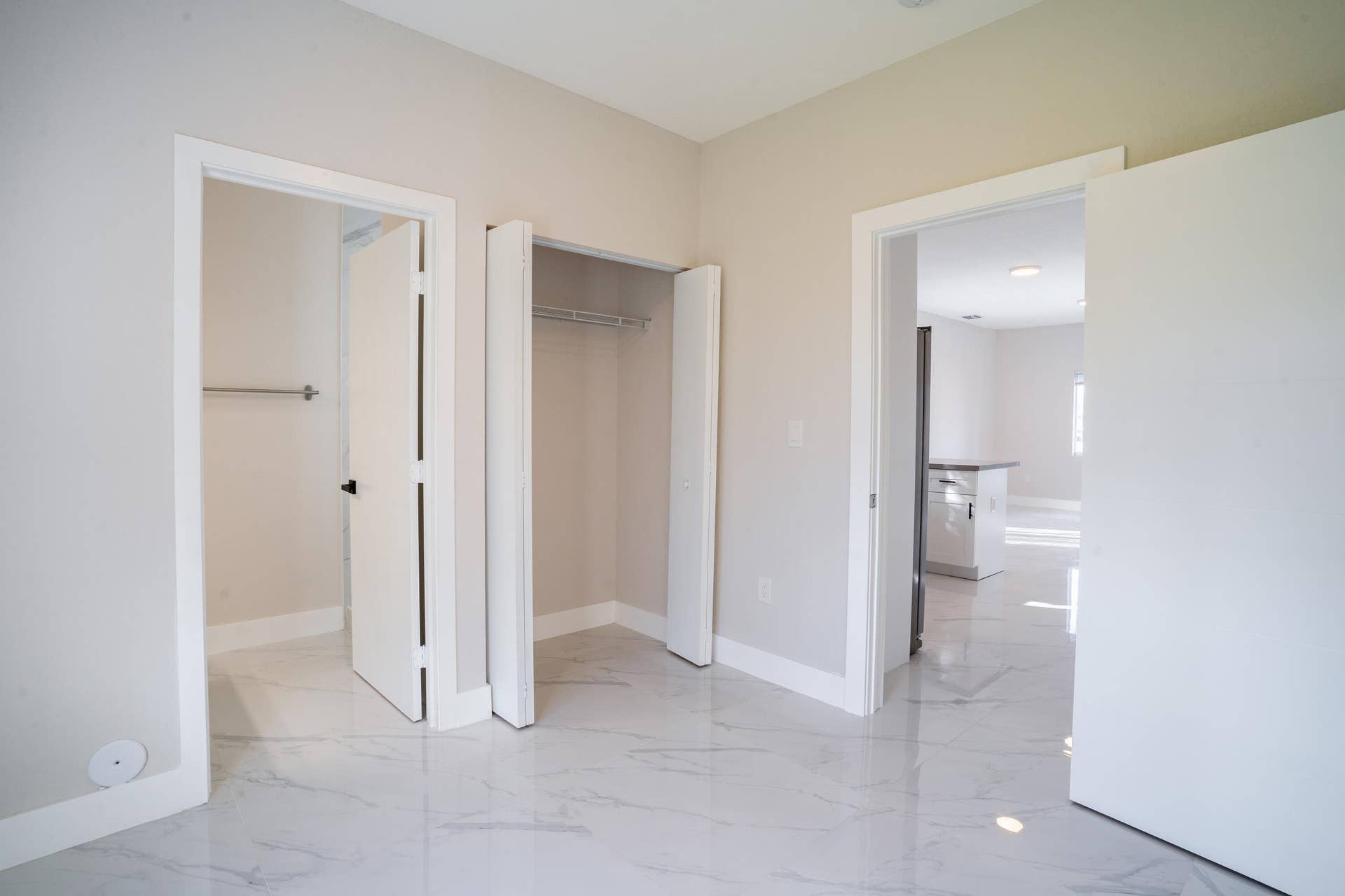 2284 NW 82nd Street, #1, Miami, FL 33147 DDB08936