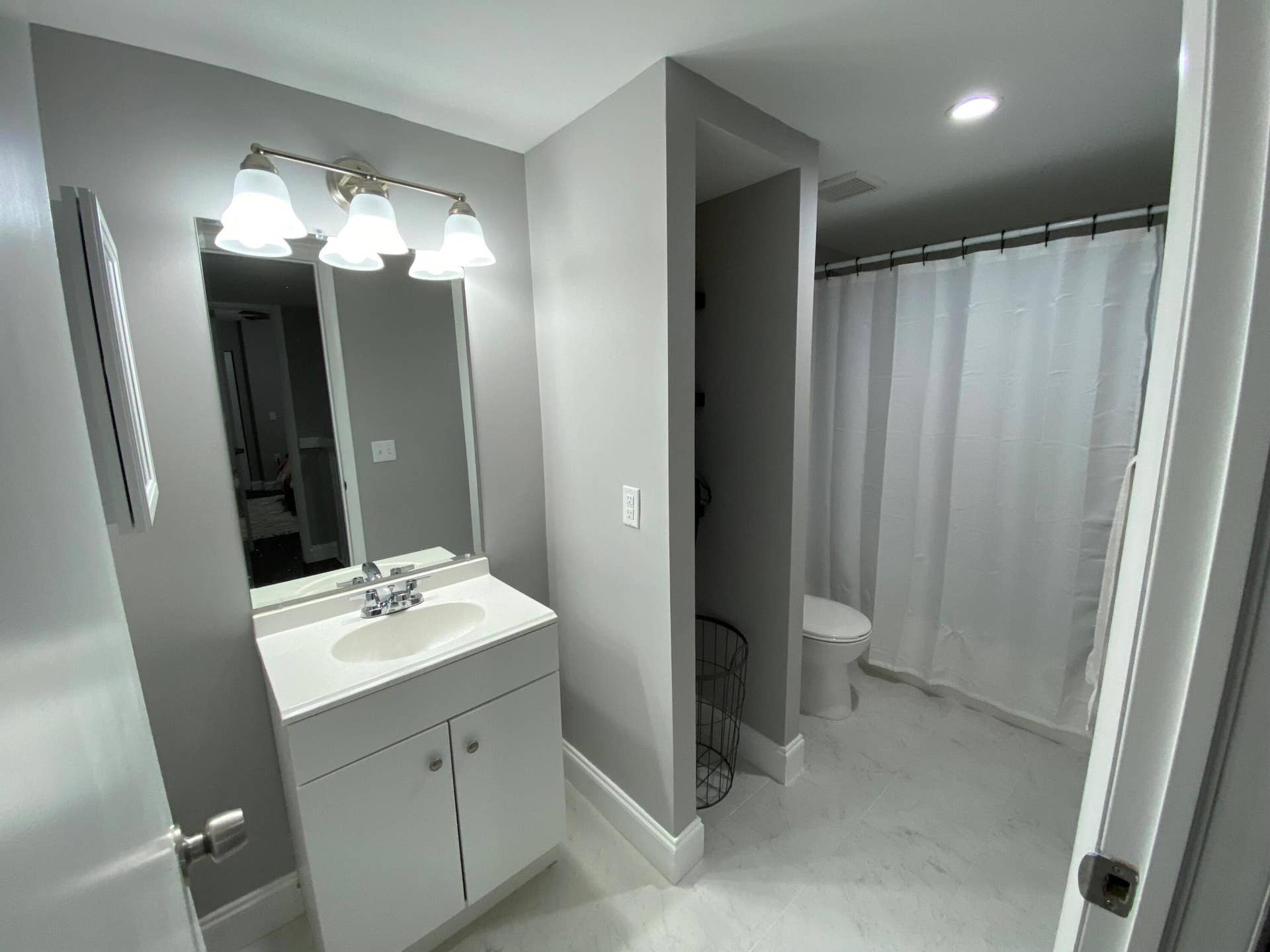 137 HERITAGE Way, #10a, West Palm Beach, West Palm Beach, FL 33407 8