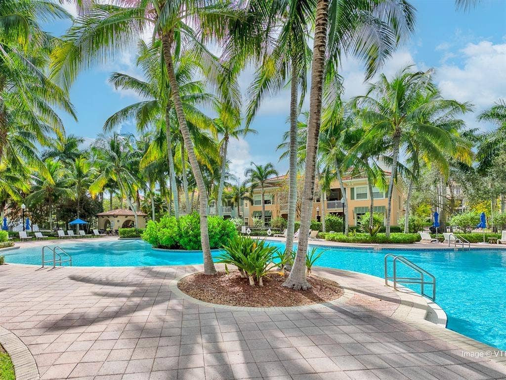 2901 NW 126TH Avenue, #2-320, Sunrise, Sunrise, FL 33323 IMG_7074