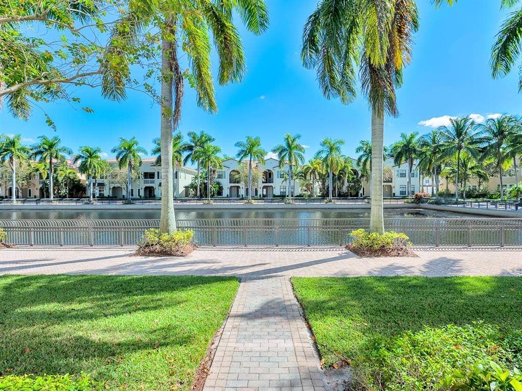 2901 NW 126TH Avenue, #2-320, Sunrise, Sunrise, FL 33323 IMG_7084