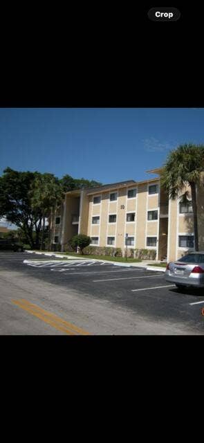 Property photo for 211 PALM Circle E, Pembroke Pines, FL