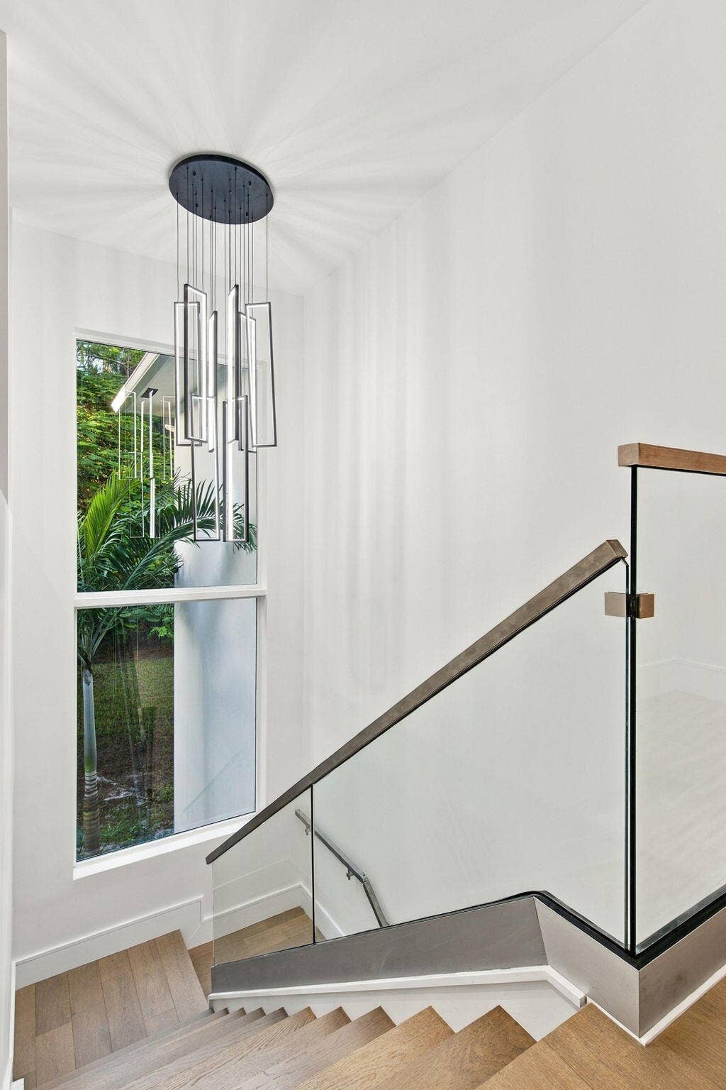 16132 Bridlewood Circle, Delray Beach, FL 33445 Stairs