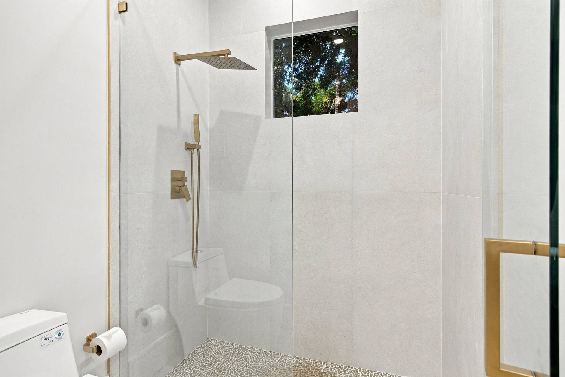 16132 Bridlewood Circle, Delray Beach, FL 33445 Bathroom