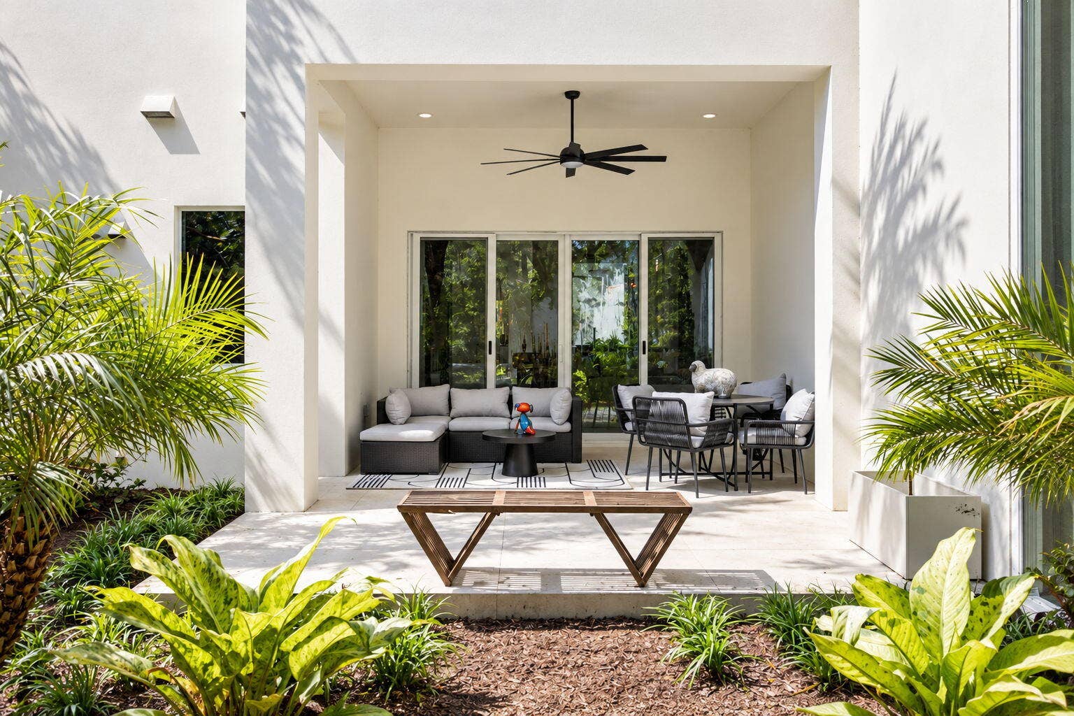 16132 Bridlewood Circle, Delray Beach, FL 33445 Back Patio