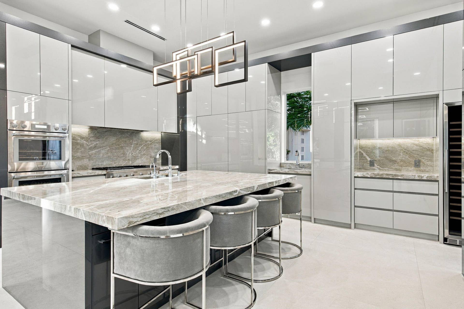 16132 Bridlewood Circle, Delray Beach, FL 33445 Kitchen