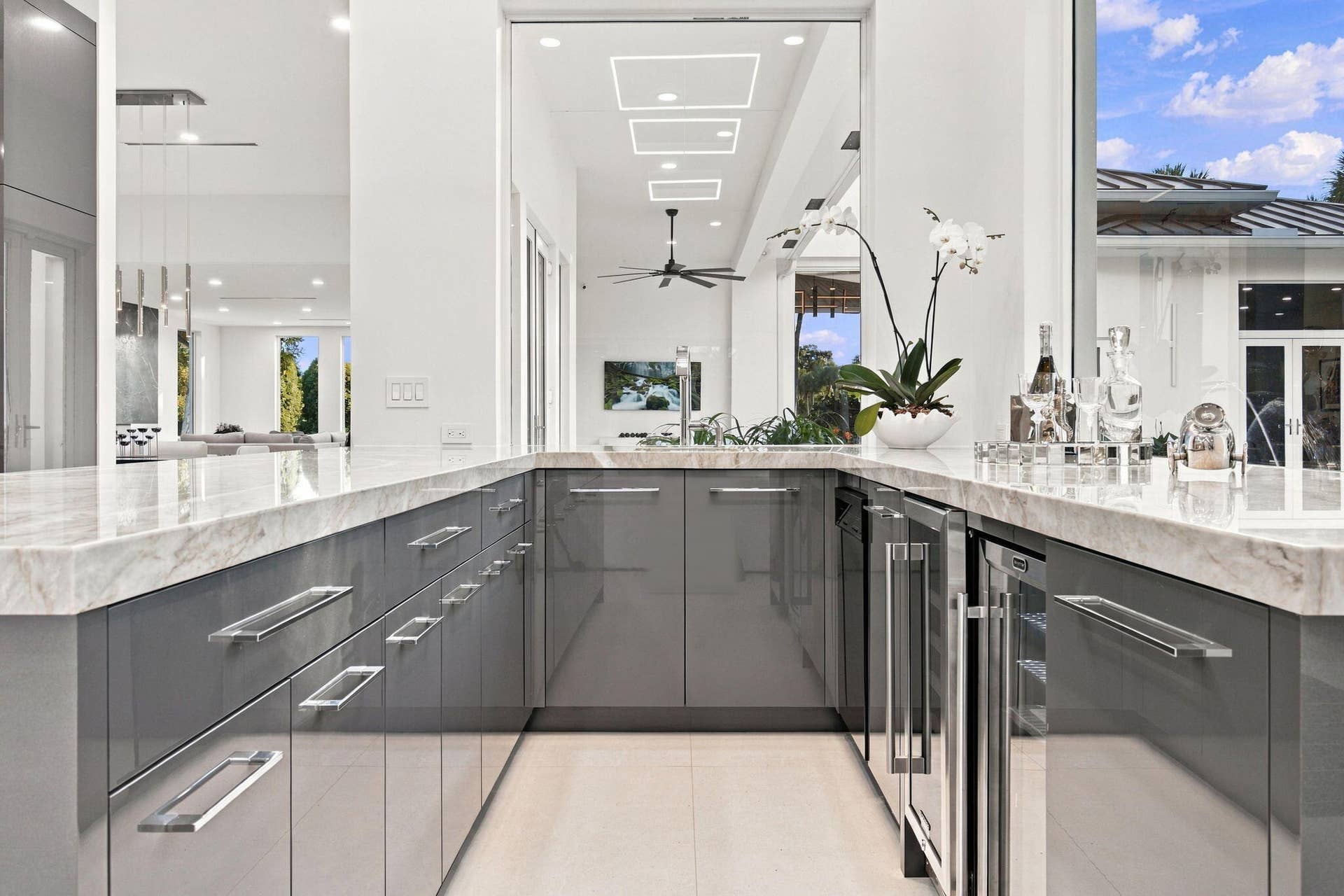 16132 Bridlewood Circle, Delray Beach, FL 33445 Wet Bar
