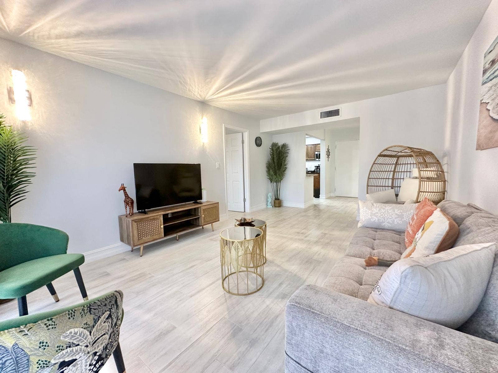 470 NW 20th Street, #Unit 205, Boca Raton, FL 33431 WhatsApp Image 2024-10-30 at 11.22.39_47