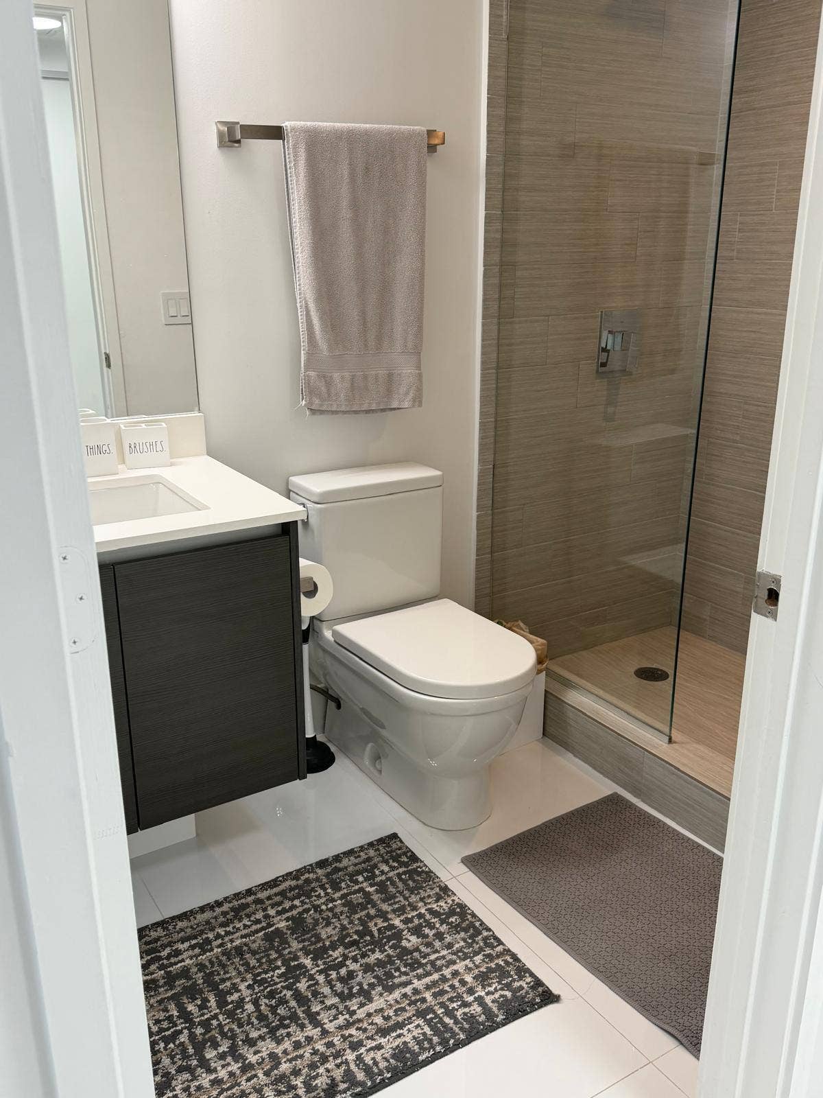 330 SUNNY ISLES Boulevard, #5-2408, Sunny Isles Beach, FL 33160 IMG-20261007-WA0018