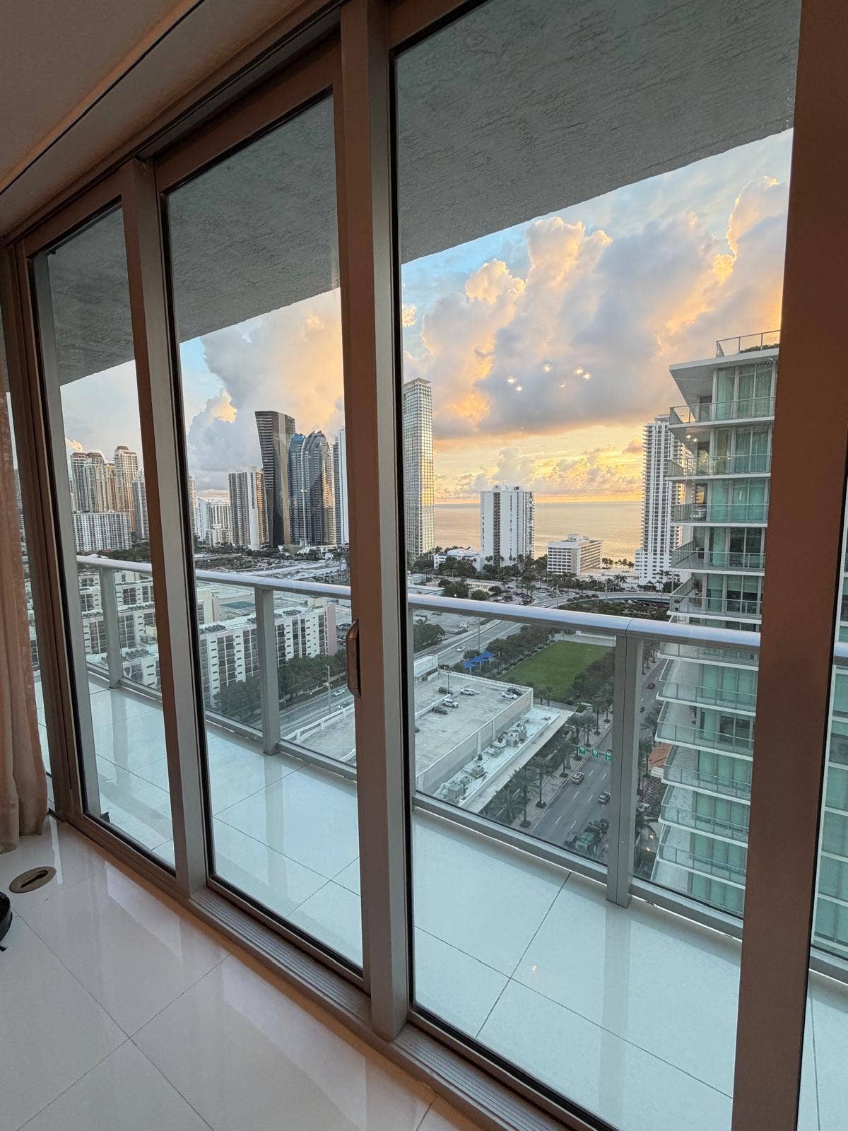 330 SUNNY ISLES Boulevard, #5-2408, Sunny Isles Beach, FL 33160 IMG-20261007-WA0013