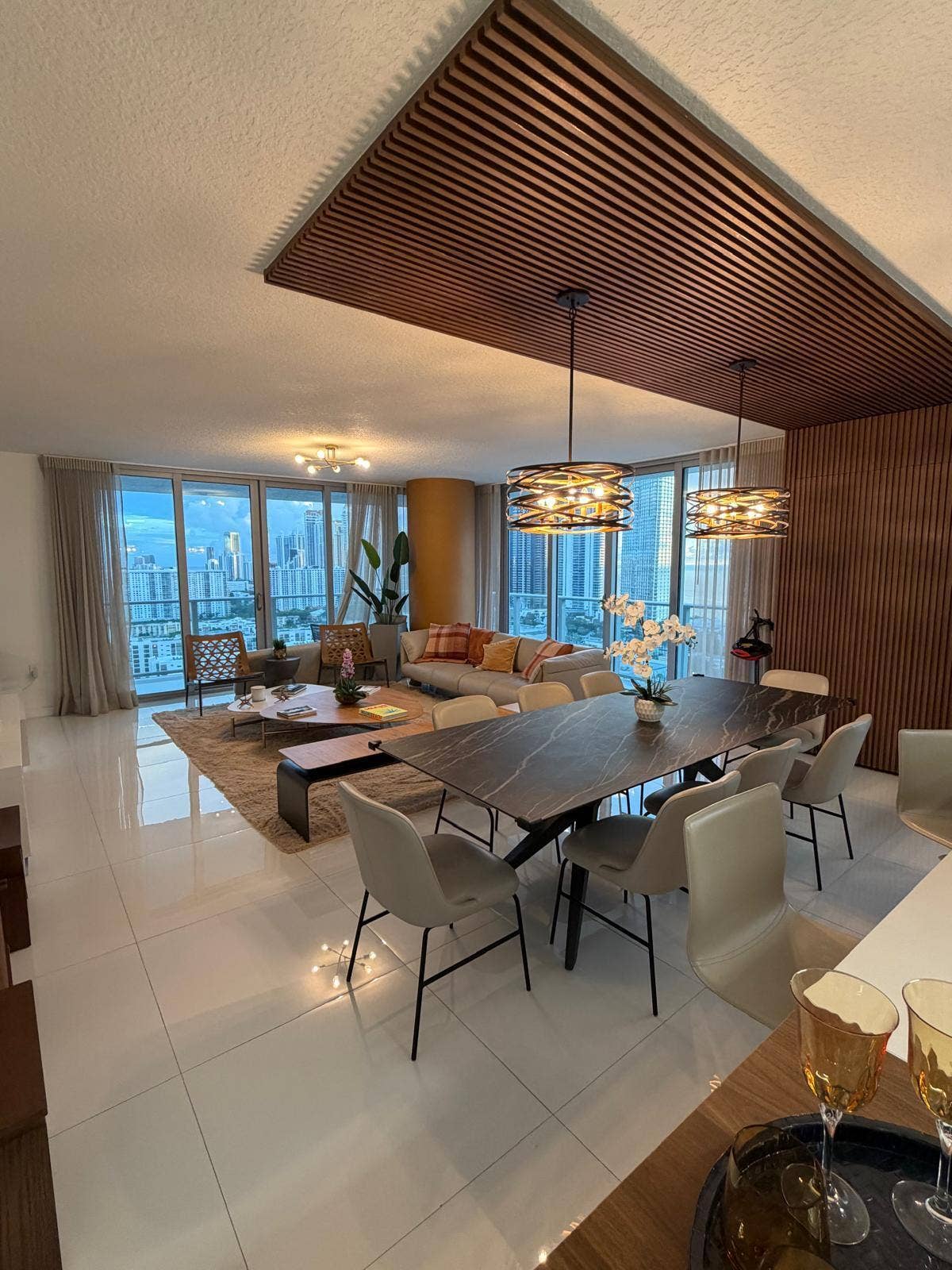 330 SUNNY ISLES Boulevard, #5-2408, Sunny Isles Beach, FL 33160 IMG-20261007-WA0007