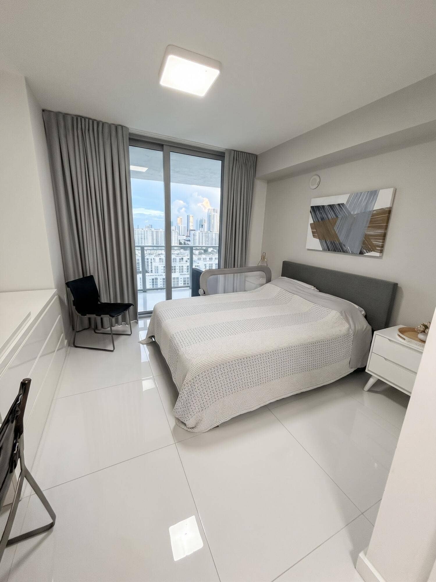 330 SUNNY ISLES Boulevard, #5-2408, Sunny Isles Beach, FL 33160 1791440796994