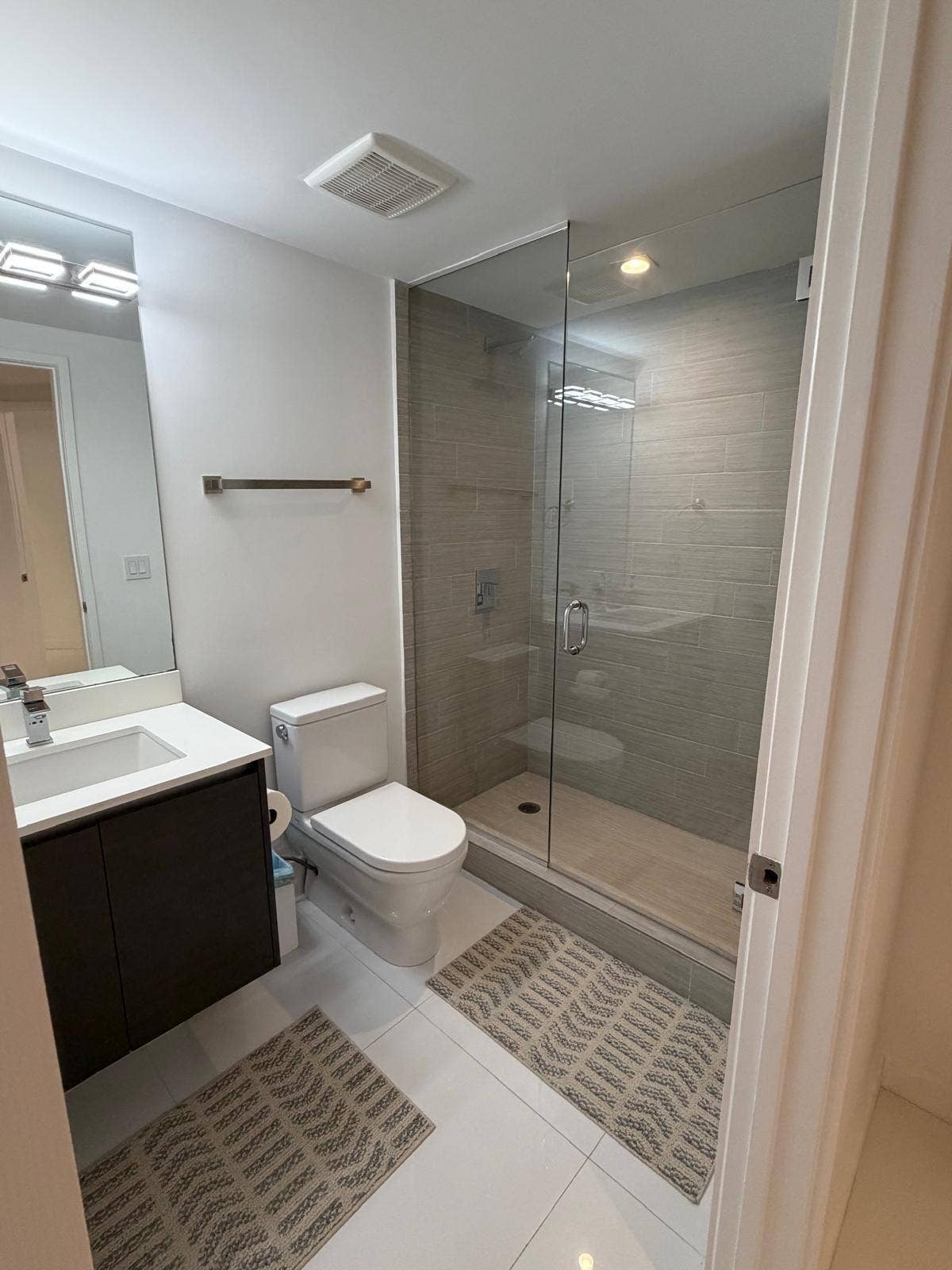 330 SUNNY ISLES Boulevard, #5-2408, Sunny Isles Beach, FL 33160 IMG-20261007-WA0021