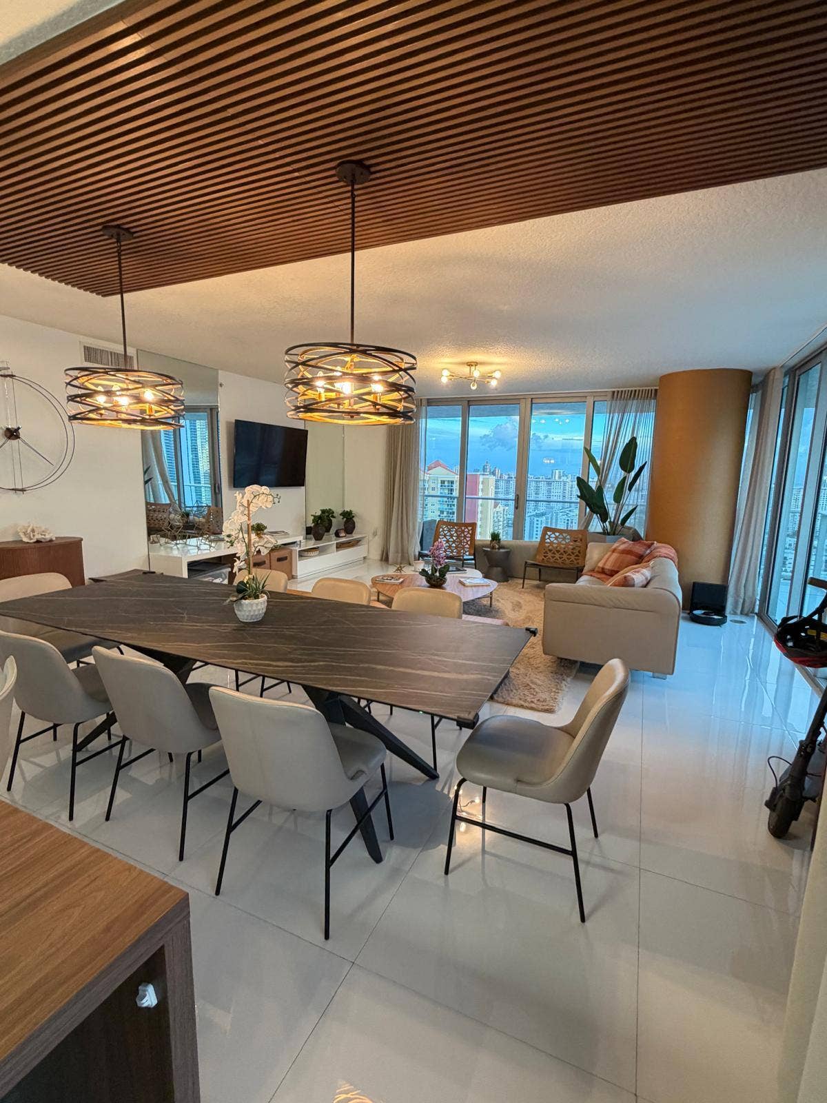 330 SUNNY ISLES Boulevard, #5-2408, Sunny Isles Beach, FL 33160 IMG-20261007-WA0005