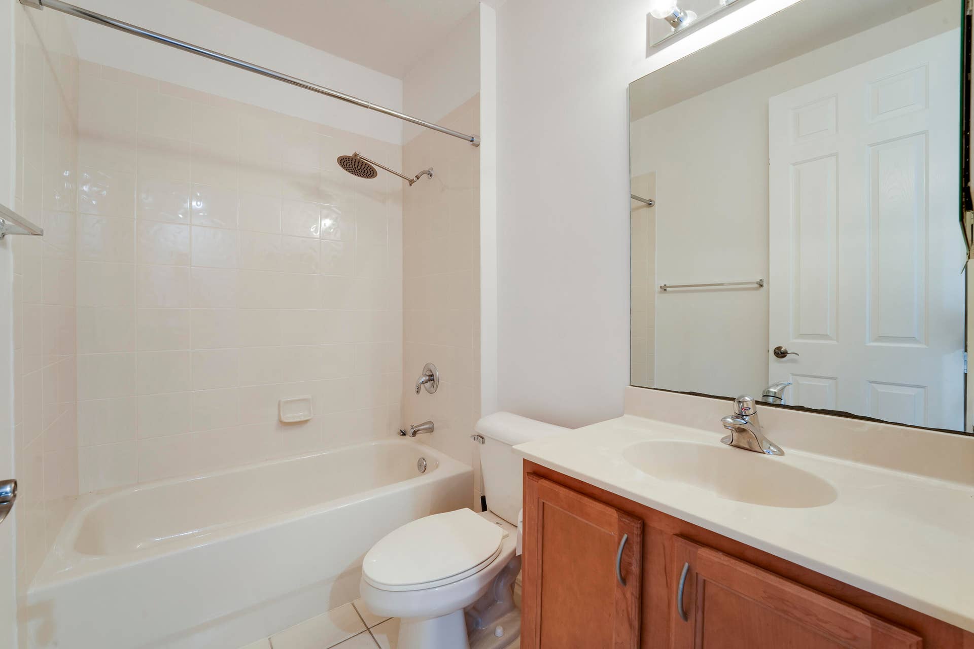 430 AMADOR Lane, #6, West Palm Beach, FL 33401 bathroom 1