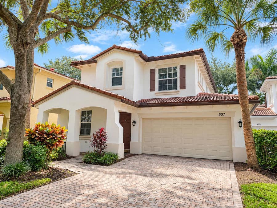 Property photo for 337 October Street, Palm Beach Gardens, FL