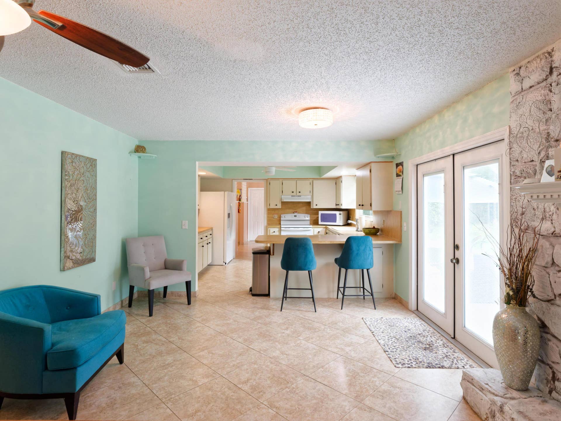6922 150th Place N, Palm Beach Gardens, FL 33418 P1195212_DxO