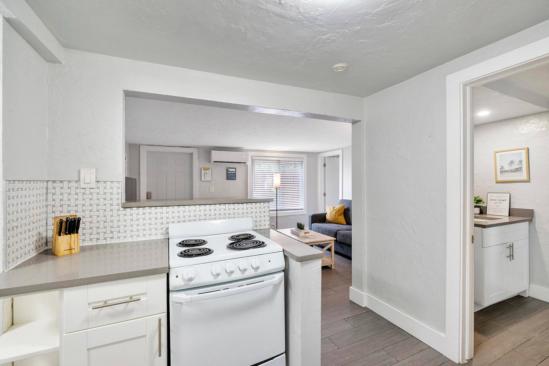 551 SW 13th Avenue, #3, Fort Lauderdale, FL 33312 551 SW 13th Ave #3 9
