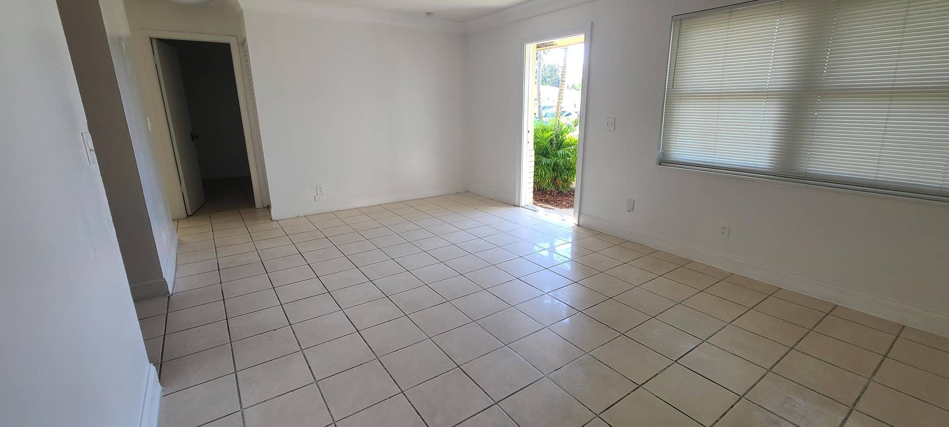 1769 Keenland Circle, West Palm Beach, FL 33415 20251028_115503