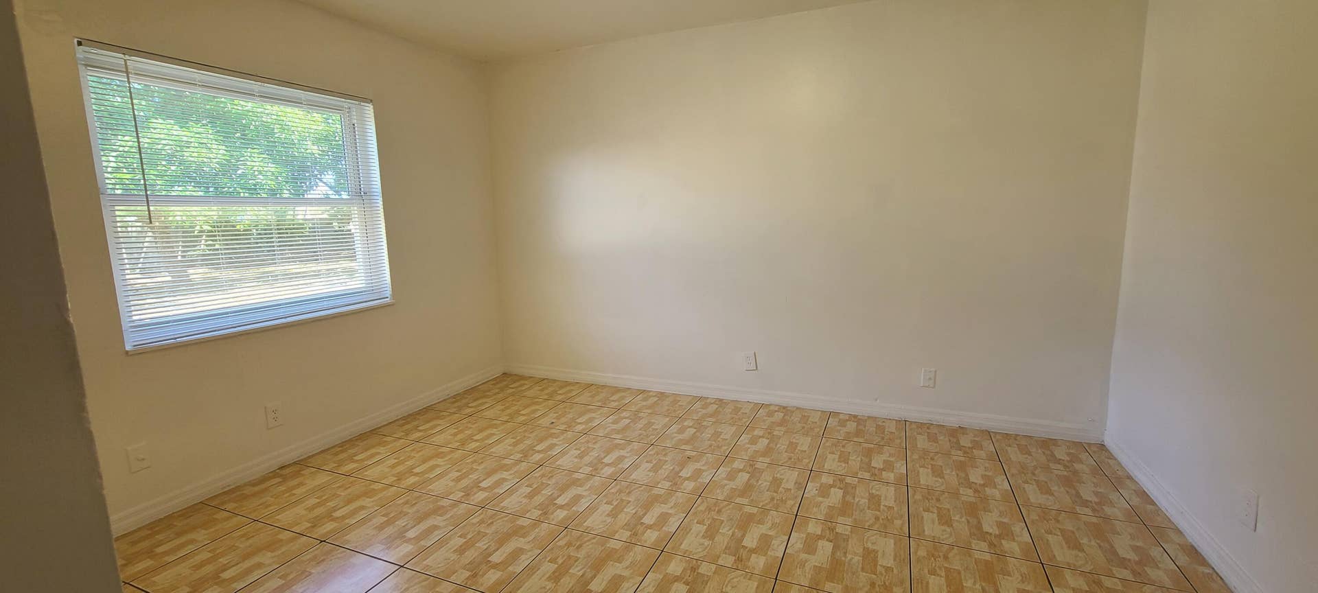 1769 Keenland Circle, West Palm Beach, FL 33415 20251028_115308