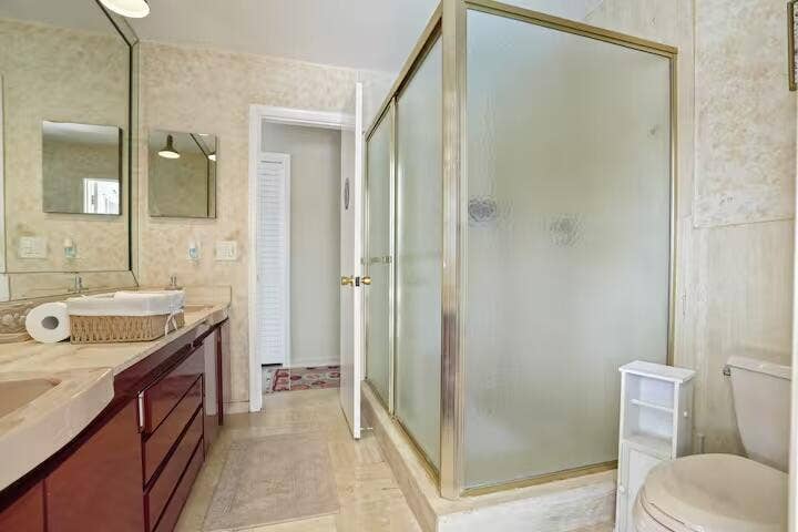5307 NE 32nd Avenue, Fort Lauderdale, Fort Lauderdale, FL 33308 IMG_0357