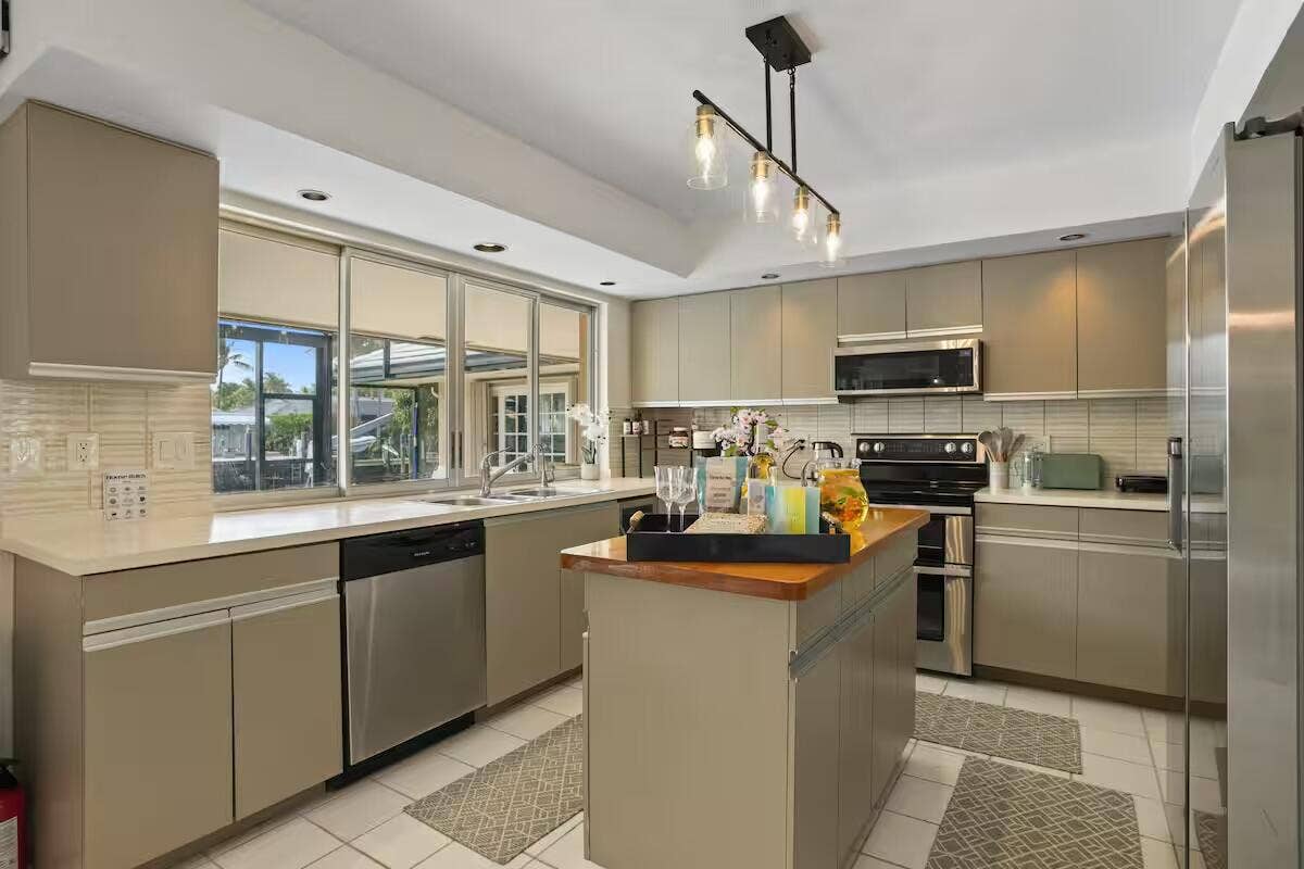5307 NE 32nd Avenue, Fort Lauderdale, Fort Lauderdale, FL 33308 IMG_0329