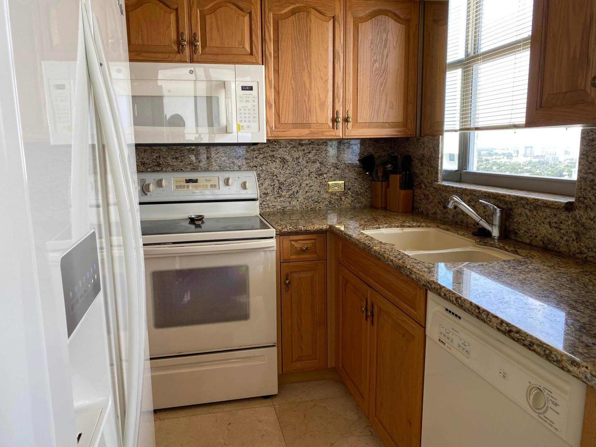 1010 S OCEAN Boulevard, #PH12, Pompano Beach, Pompano Beach, FL 33062 IMG_3955