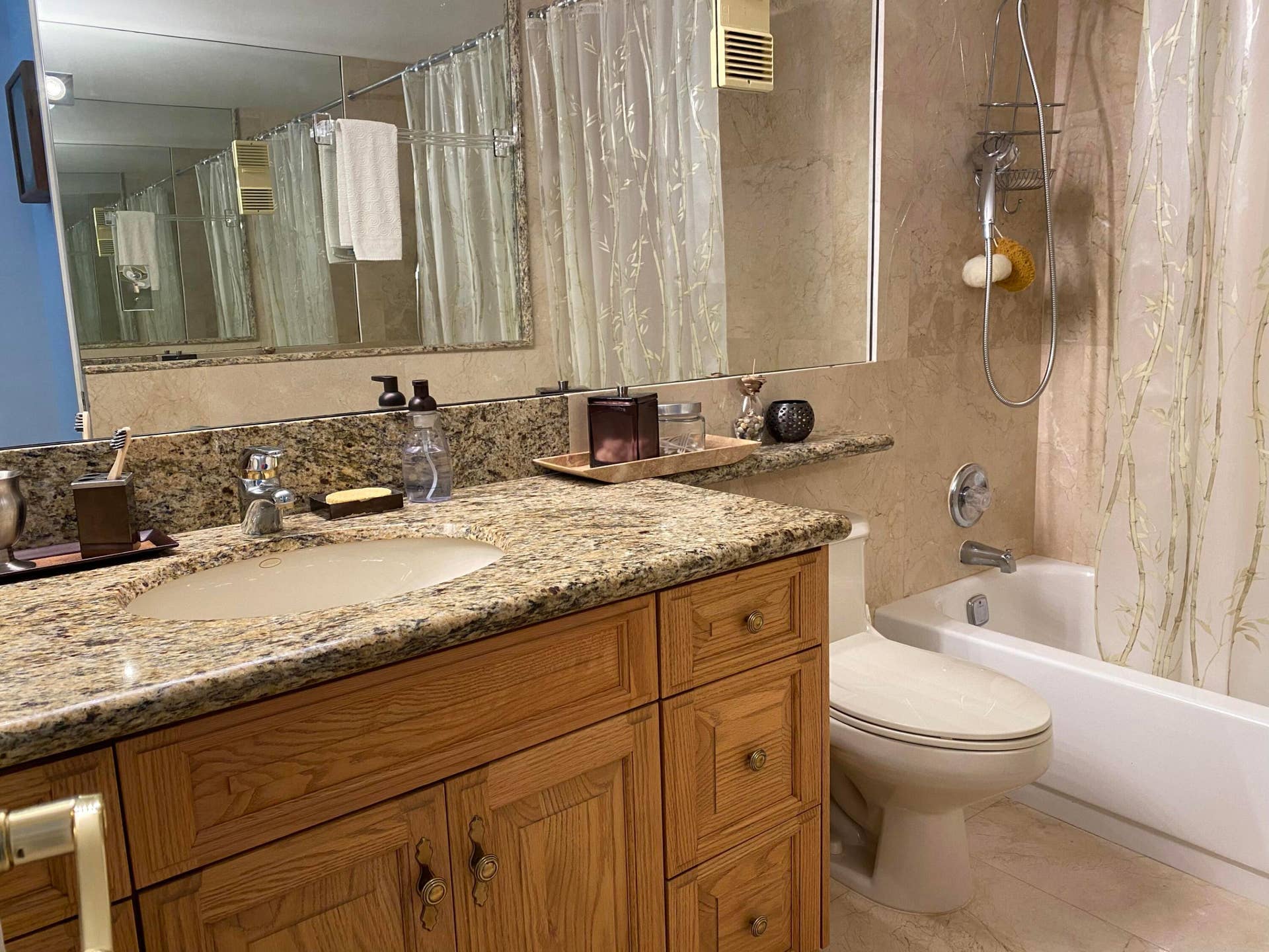 1010 S OCEAN Boulevard, #PH12, Pompano Beach, Pompano Beach, FL 33062 IMG_3959