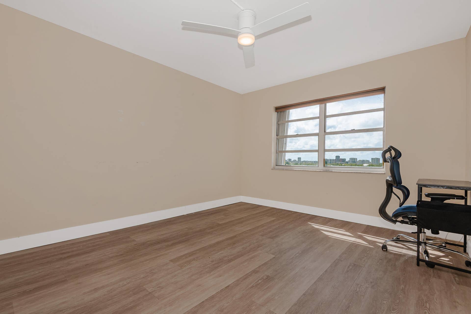 900 NE 18th Avenue, #802, Fort Lauderdale, FL 33304 0-15