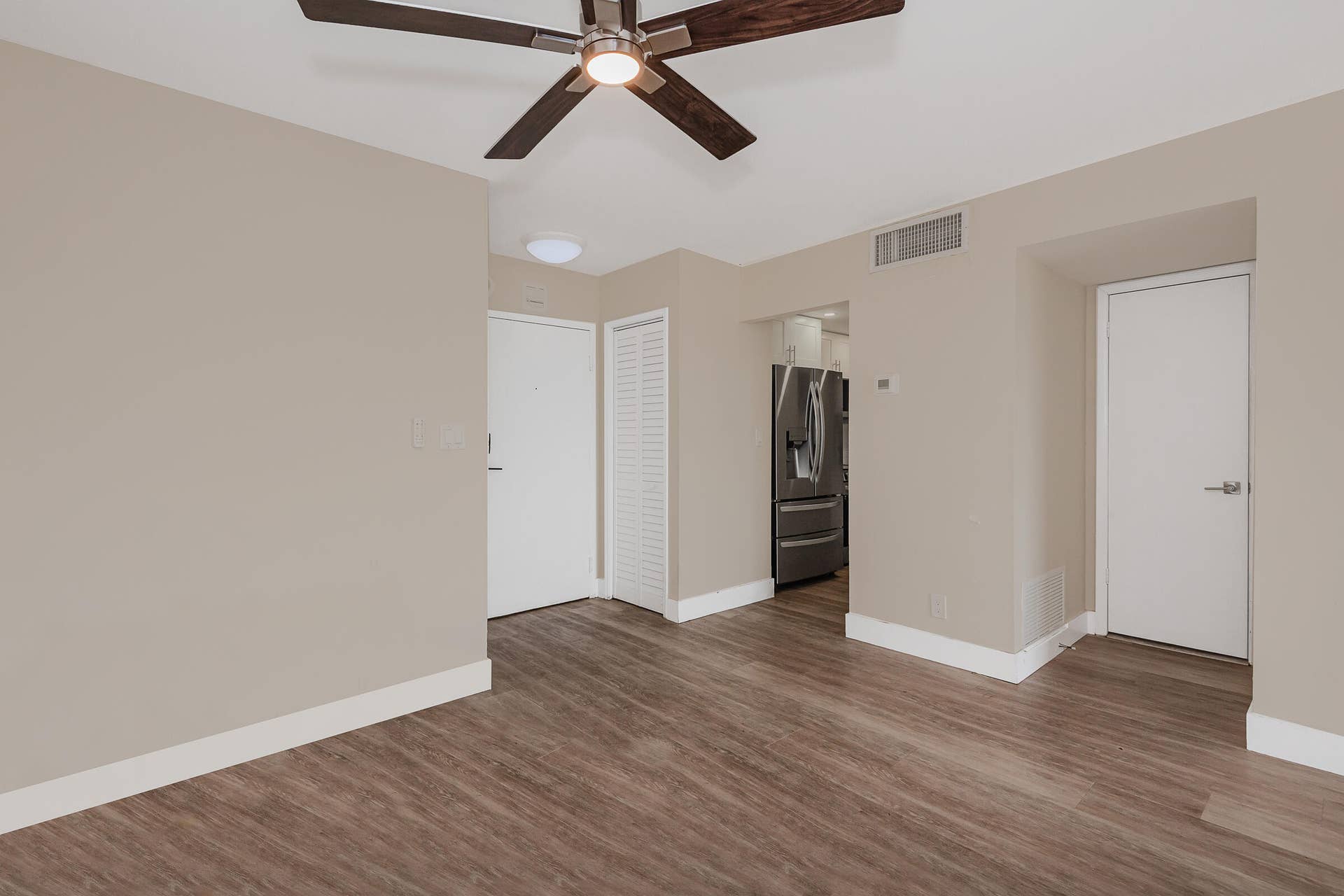 900 NE 18th Avenue, #802, Fort Lauderdale, FL 33304 0-8