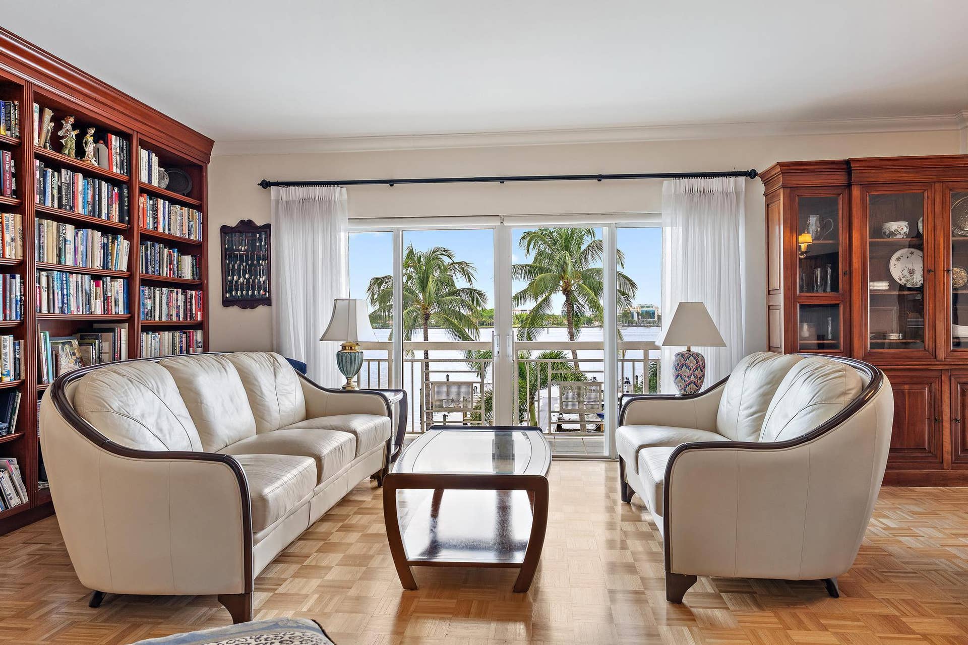 250 BRADLEY Place, #408, Palm Beach, FL 33480 Living room