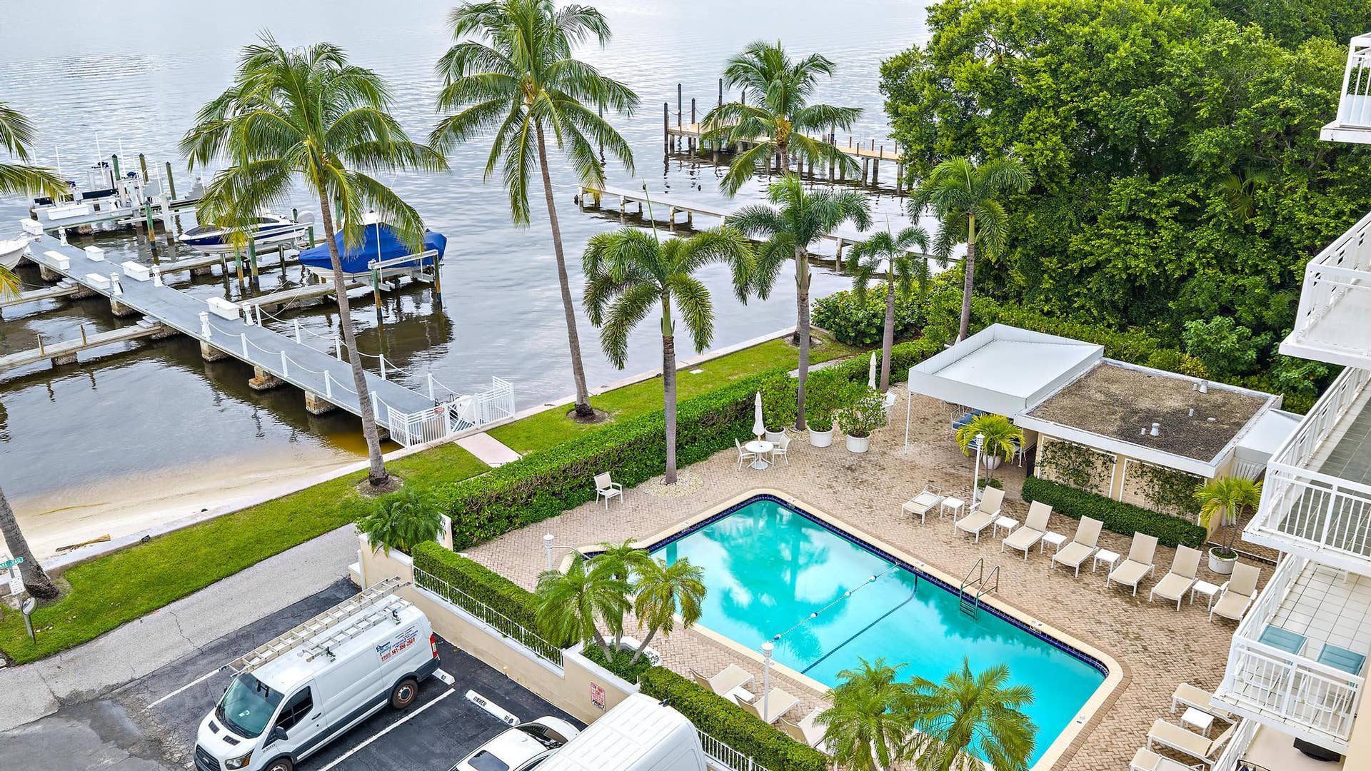 250 BRADLEY Place, #408, Palm Beach, FL 33480 Pool