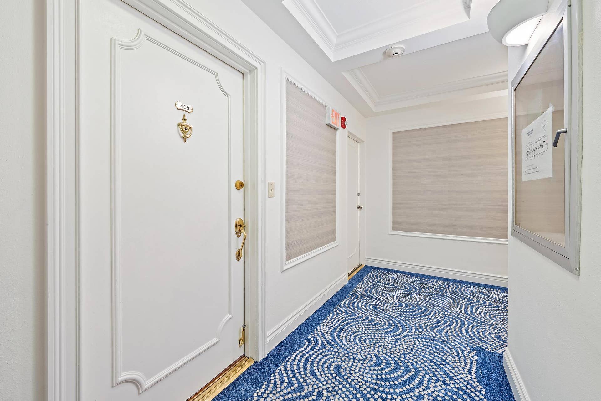 250 BRADLEY Place, #408, Palm Beach, FL 33480 Hallway