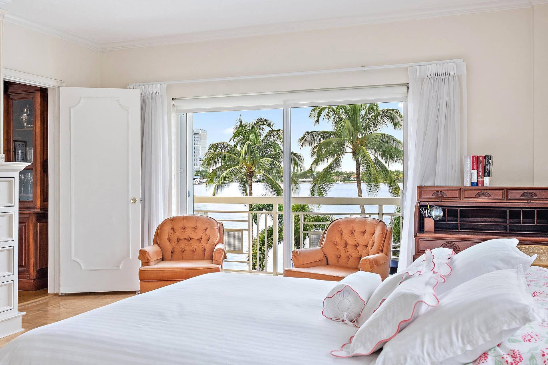 250 BRADLEY Place, #408, Palm Beach, FL 33480 Primary
