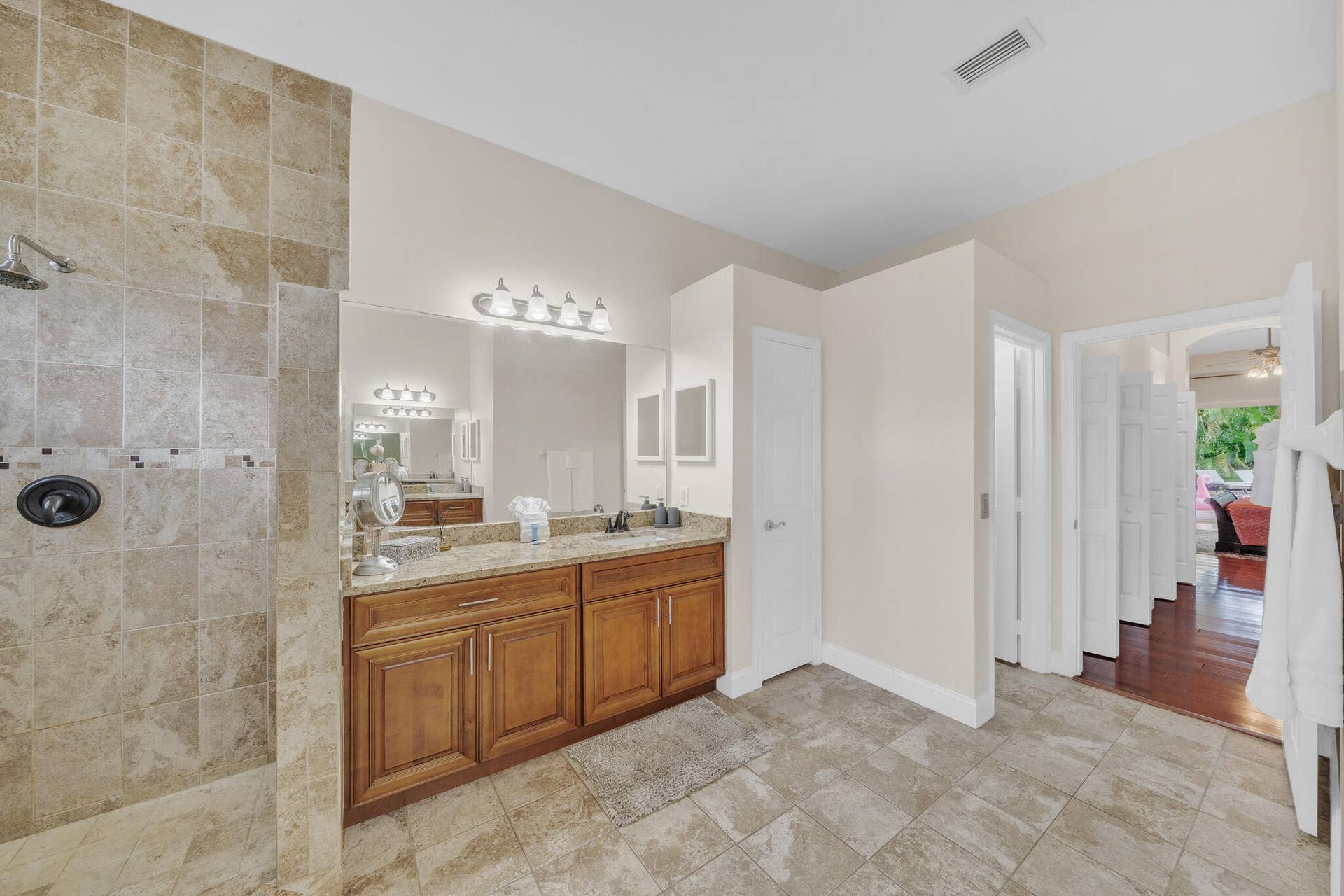 15250 Temple Boulevard, Loxahatchee, FL 33470 11 Primary Bath (7)