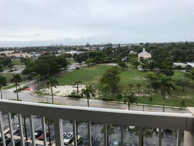 Property photo for 2600 N Flagler Drive, West Palm Beach, FL
