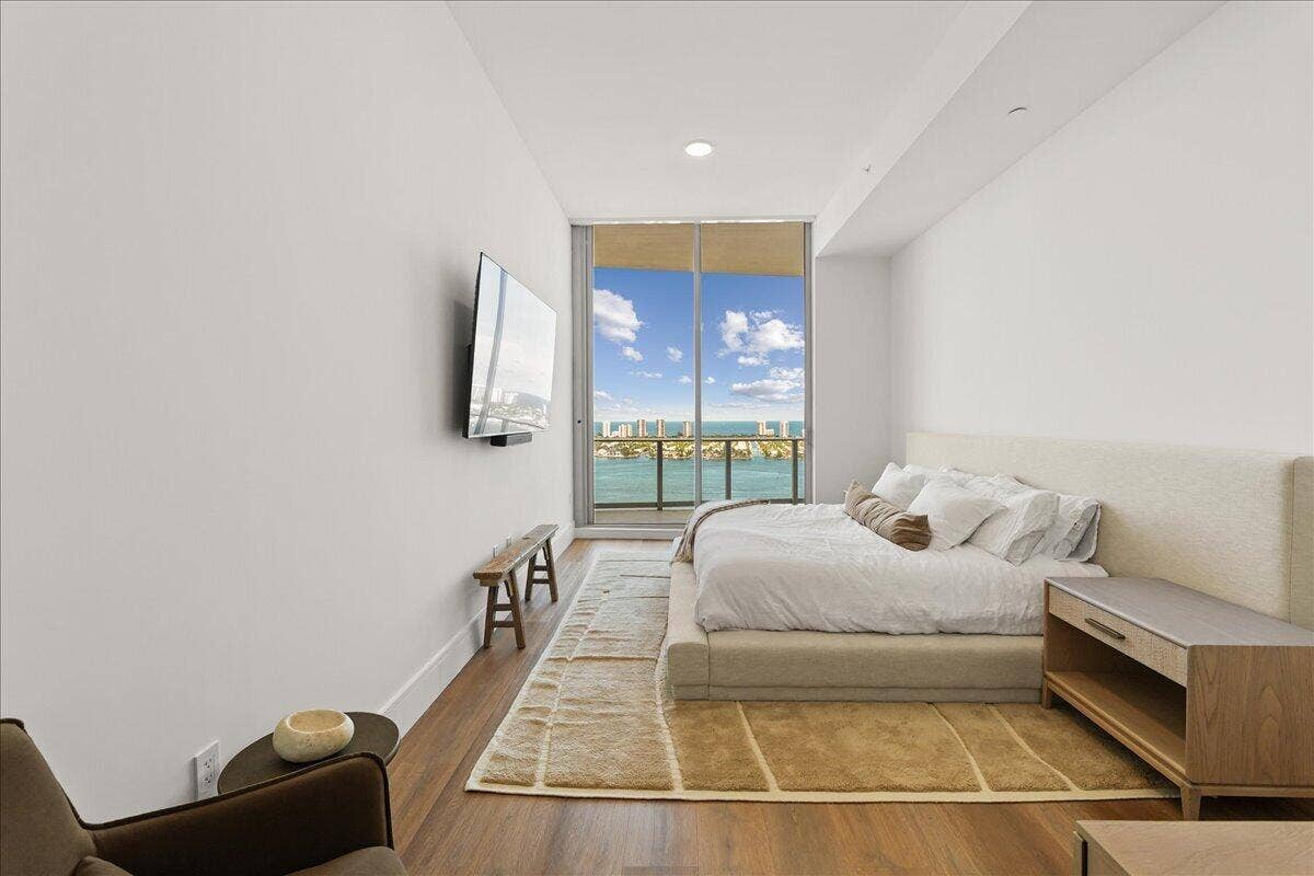220 LAKE SHORE Drive, #2406, West Palm Beach, FL 33403 46-DSC07351