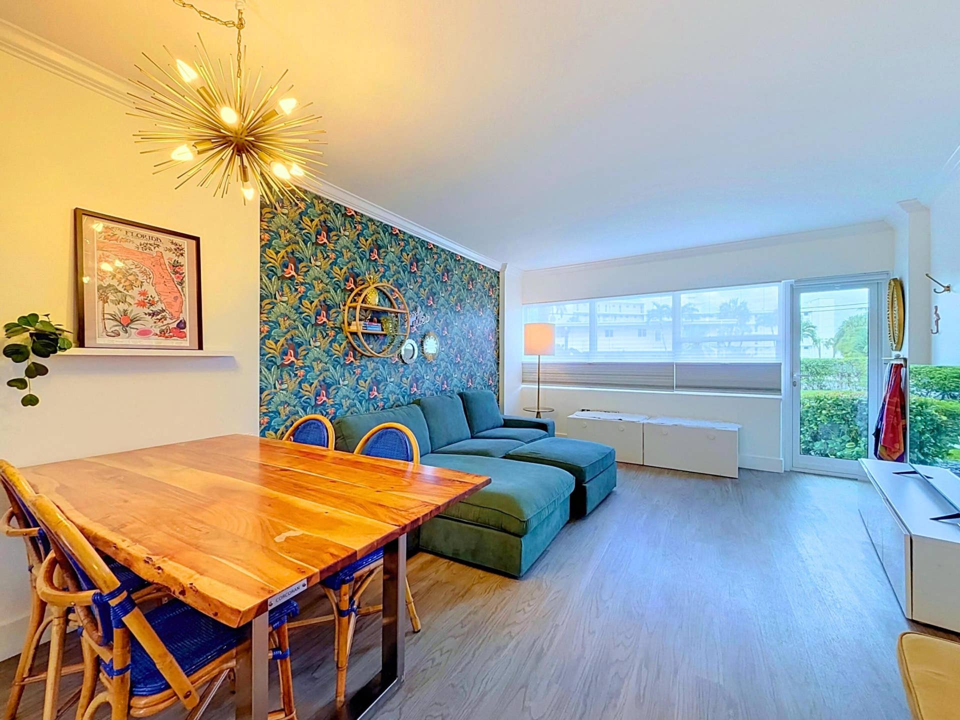 3250 NE 28th Street, #110, Fort Lauderdale, FL 33308 Dining/Living Room