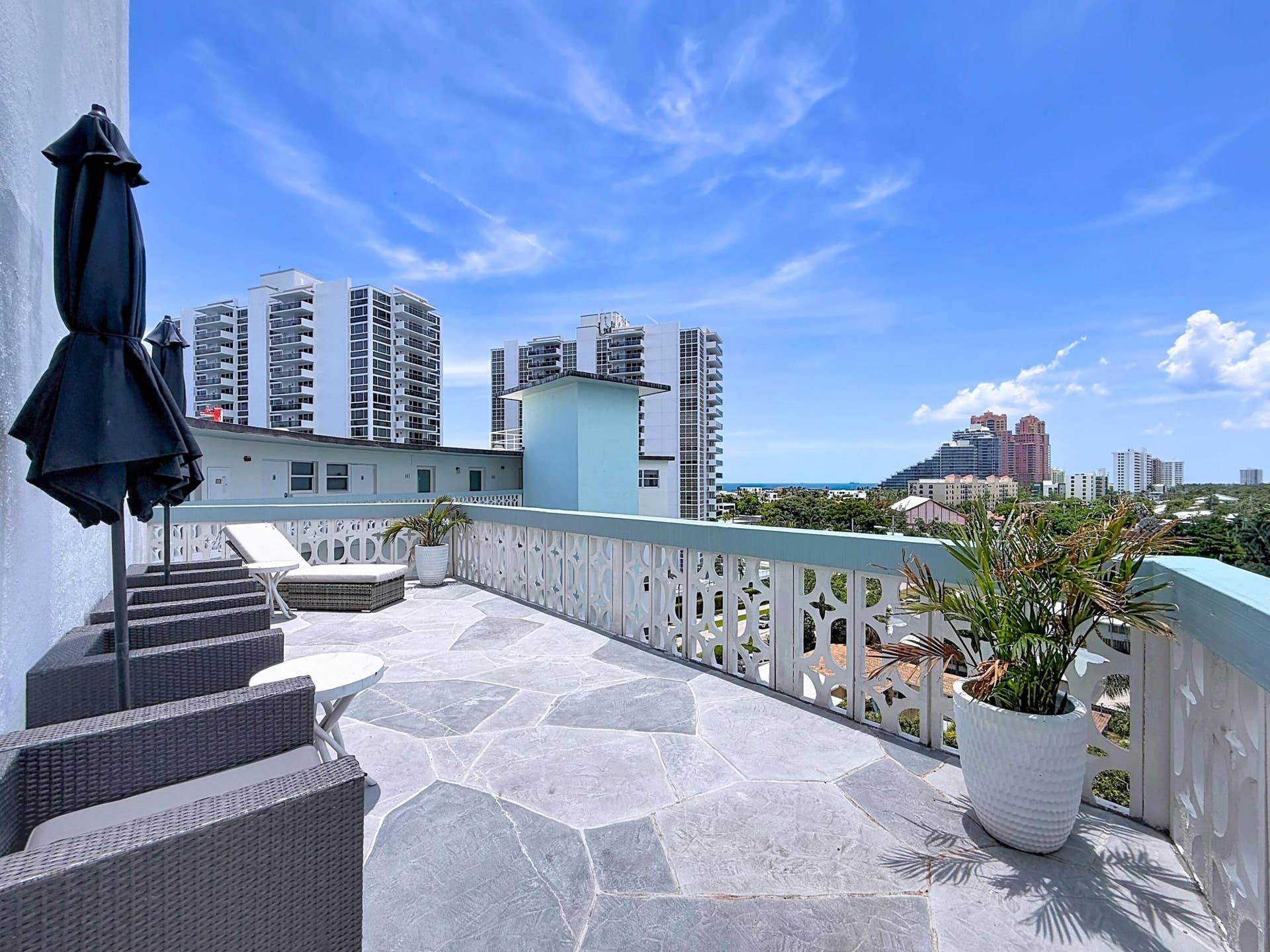 3250 NE 28th Street, #110, Fort Lauderdale, FL 33308 8th Floor Terrace
